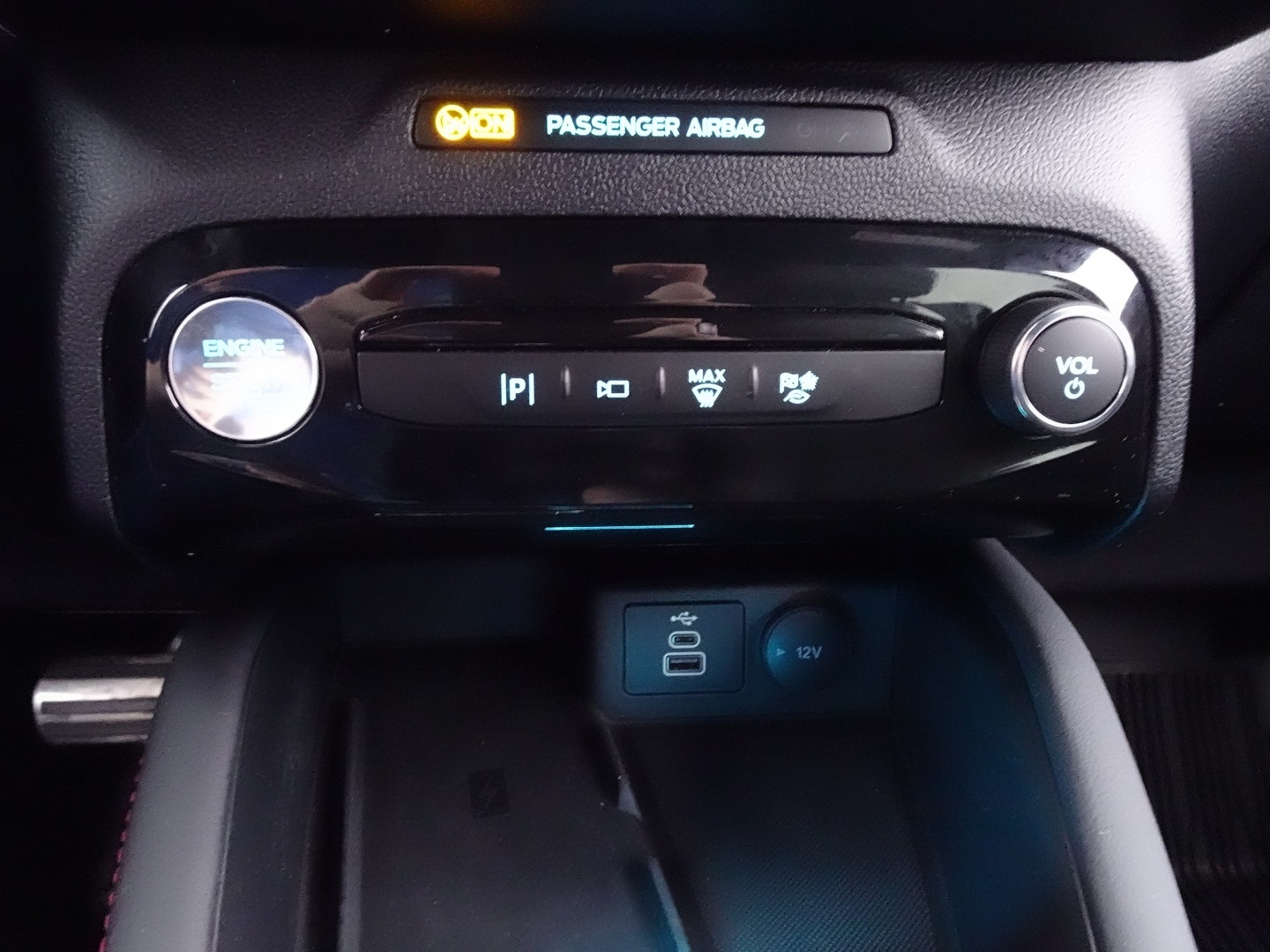 FORD Kuga 23