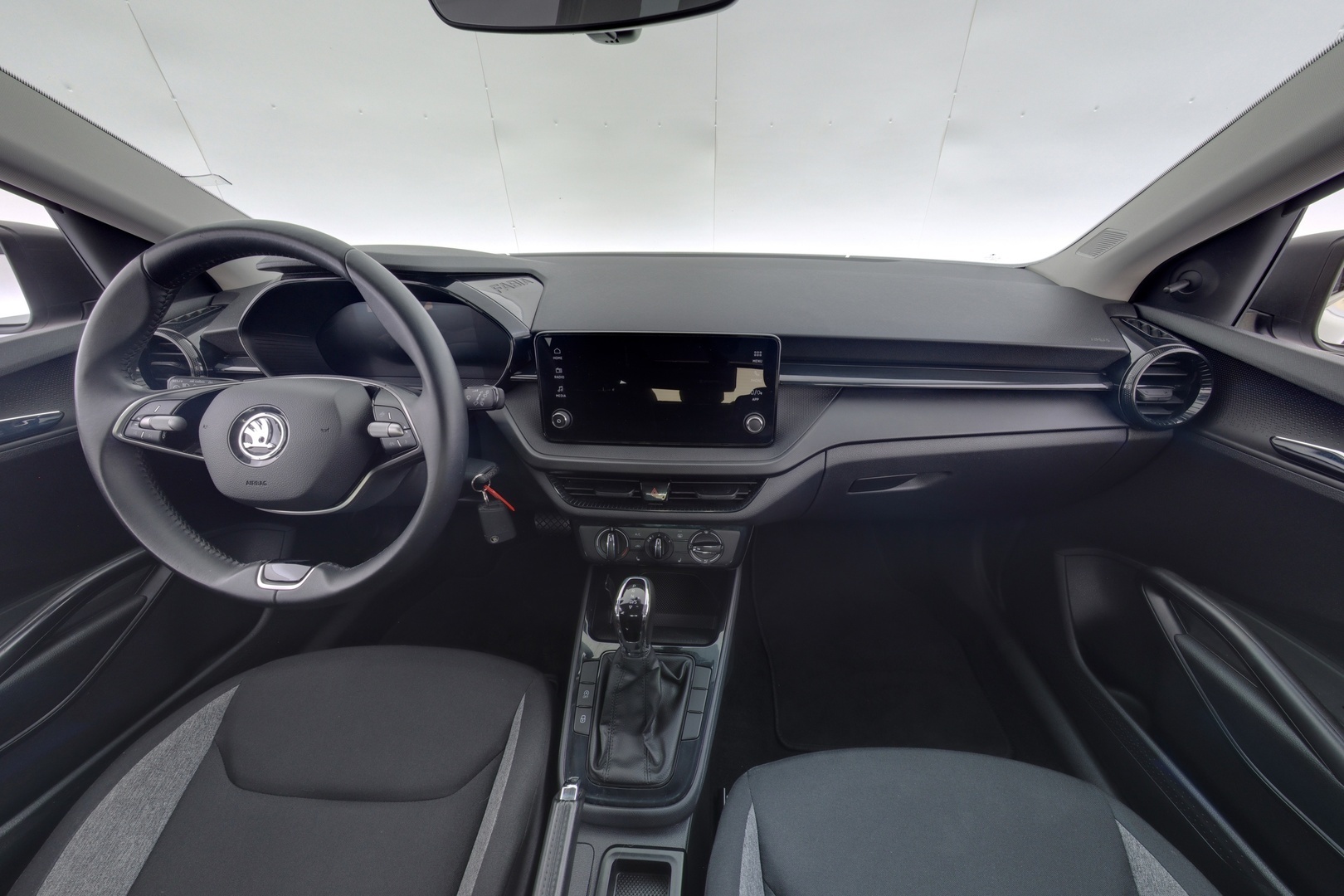 SKODA Fabia 2024