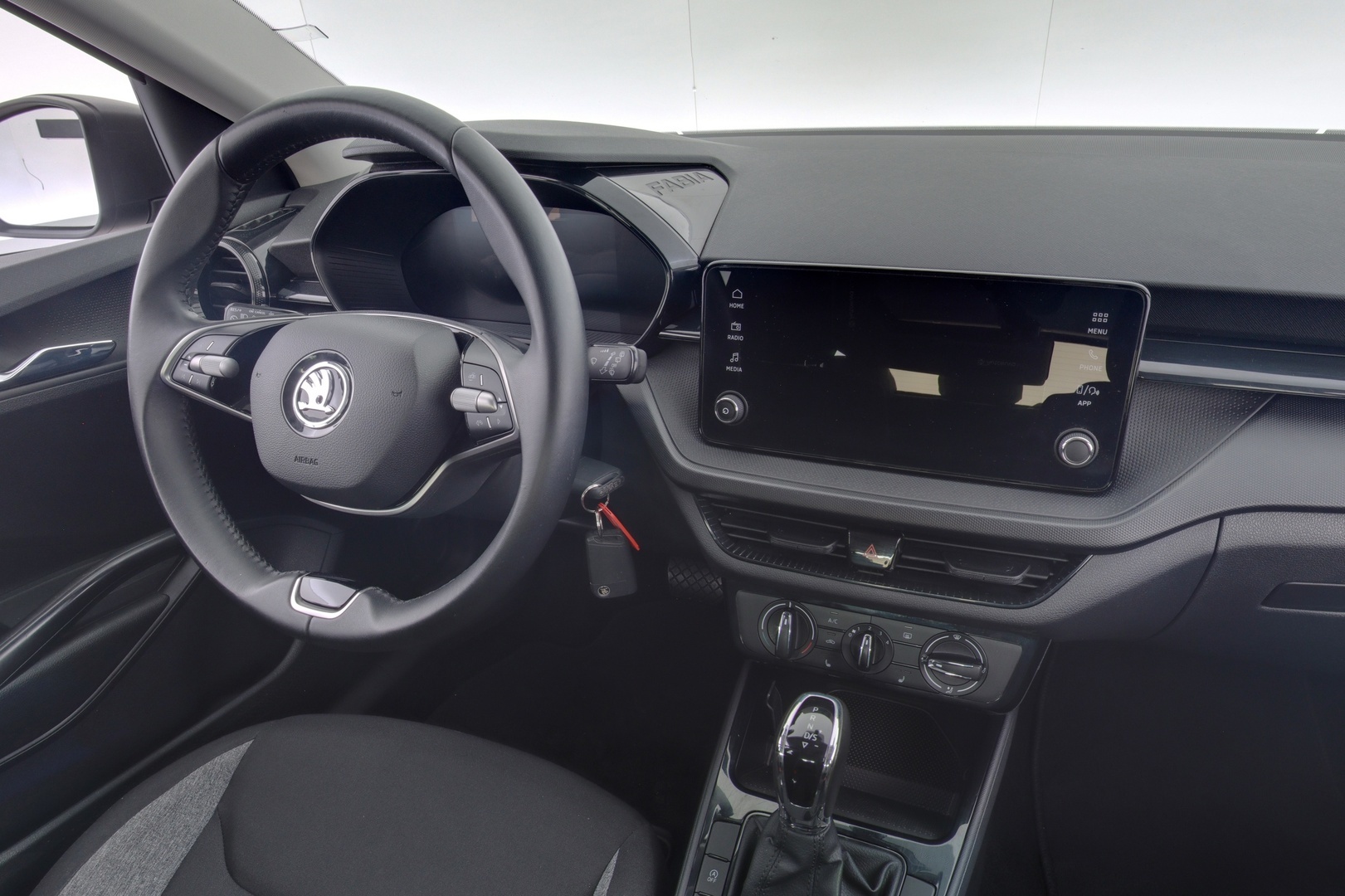 SKODA Fabia 2024