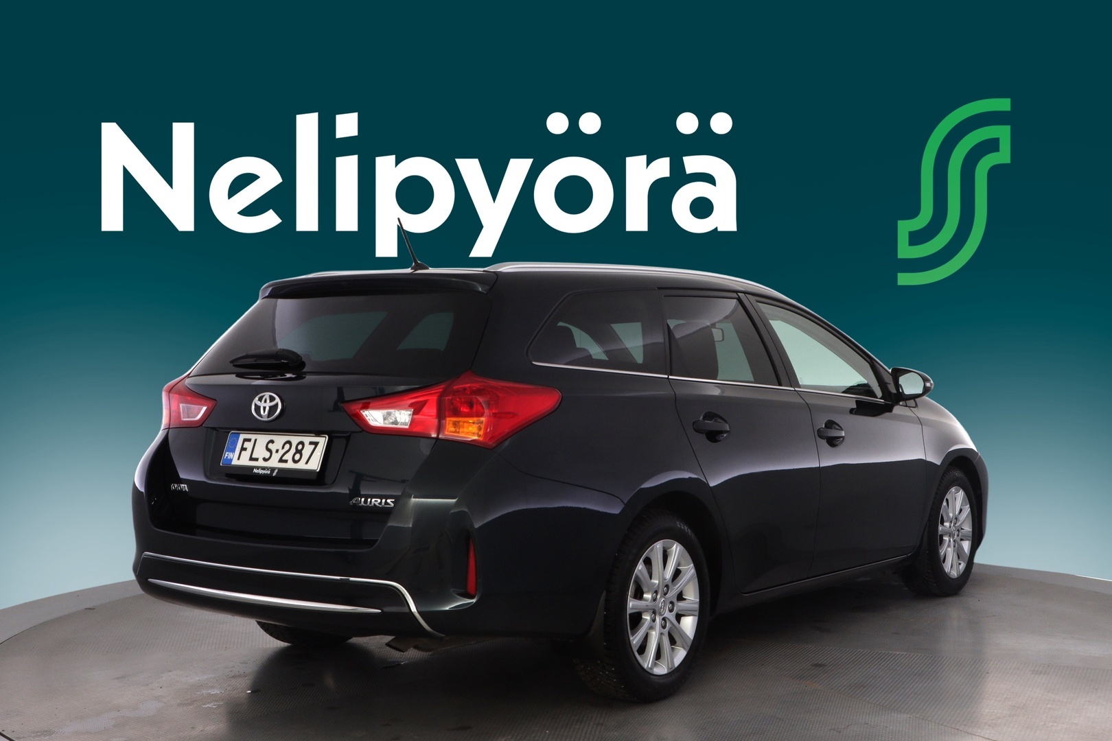 TOYOTA Auris 2015