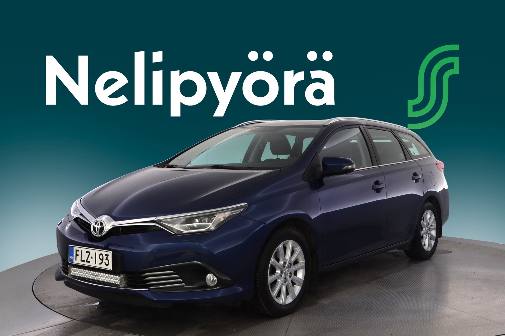 TOYOTA Auris 2015