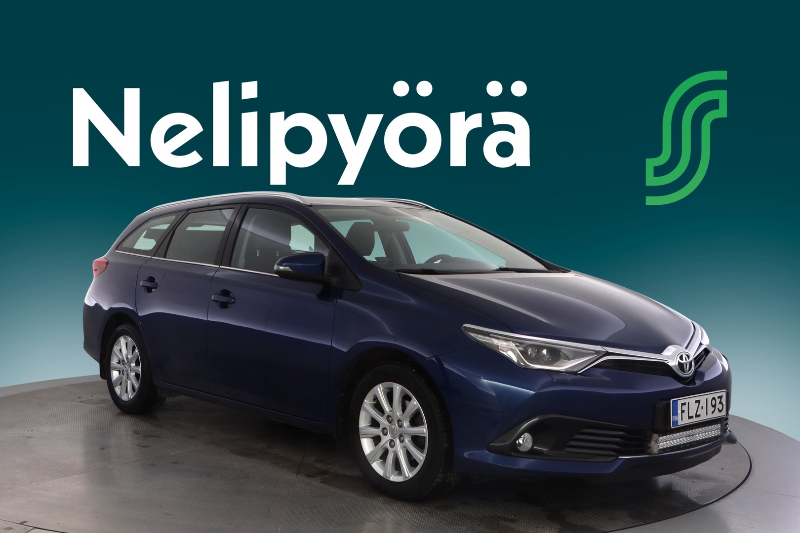 TOYOTA Auris 2015