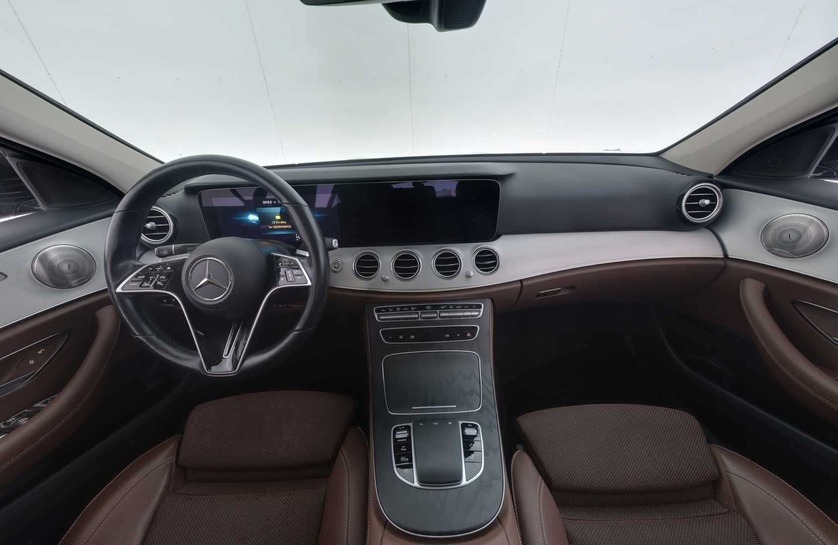 MERCEDES-BENZ E 2021