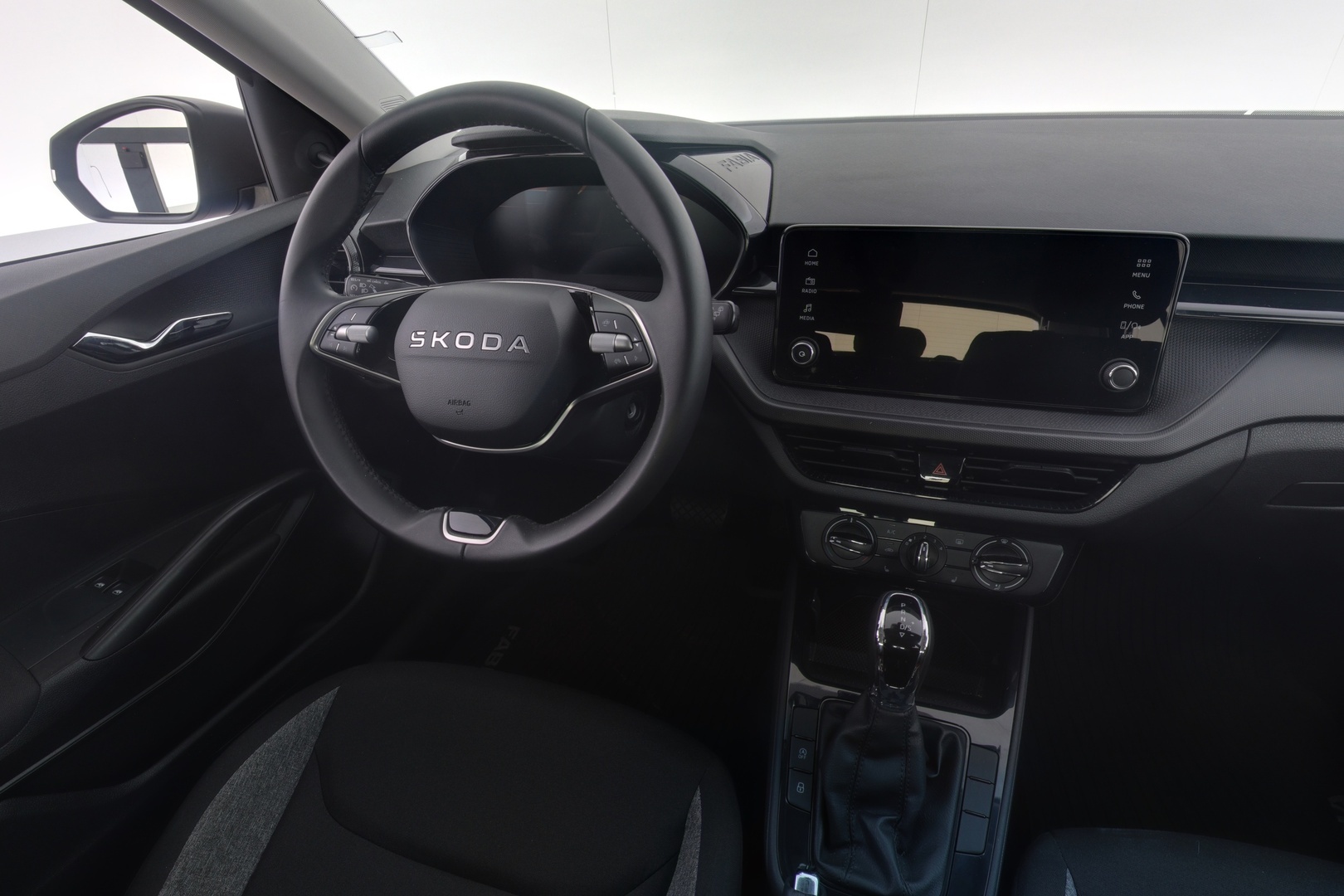 SKODA FABIA 2025