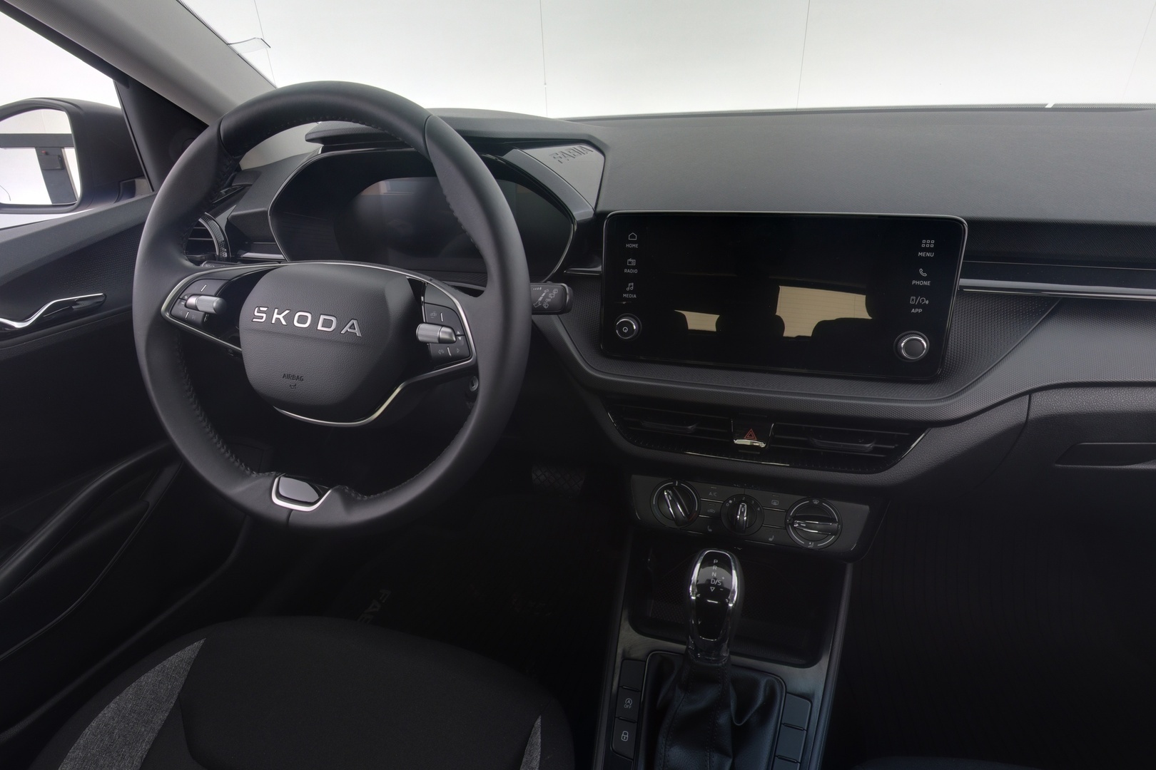 SKODA FABIA 2025