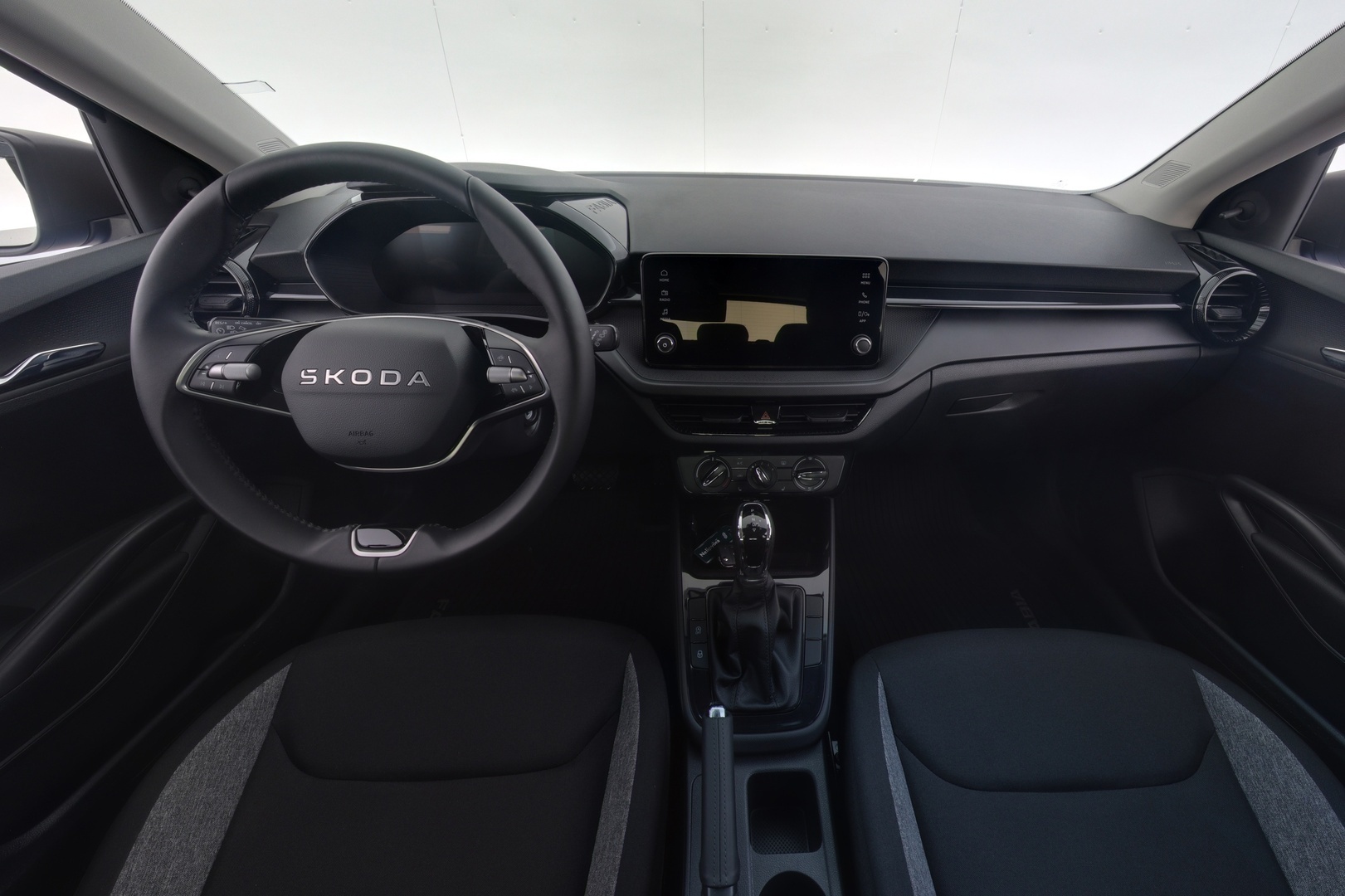 SKODA FABIA 2025