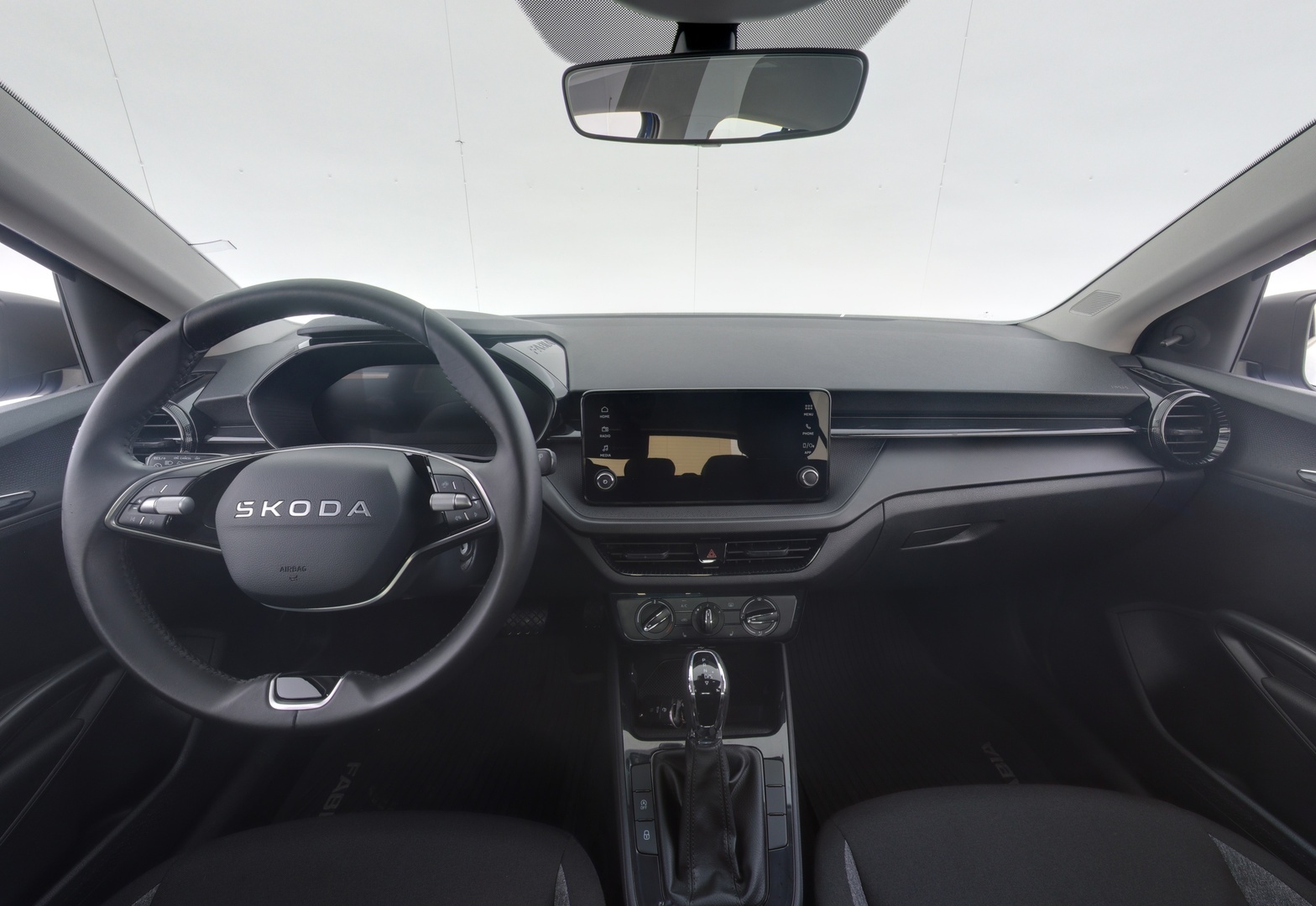 SKODA FABIA 2025