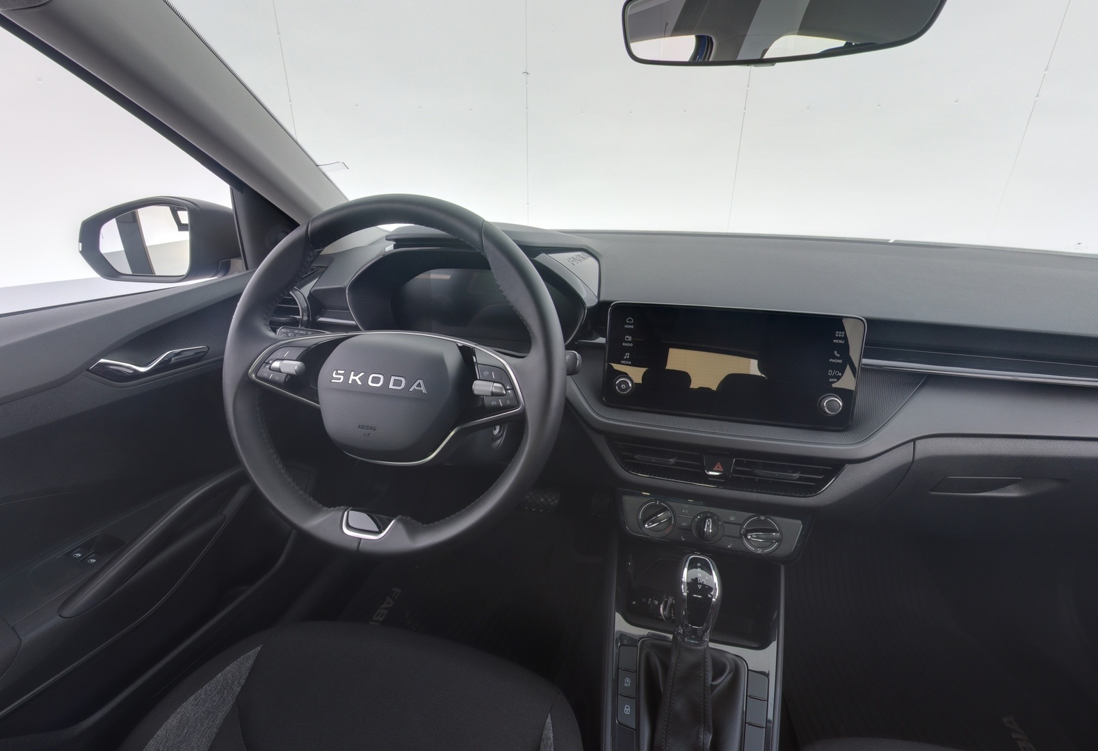 SKODA FABIA 2025