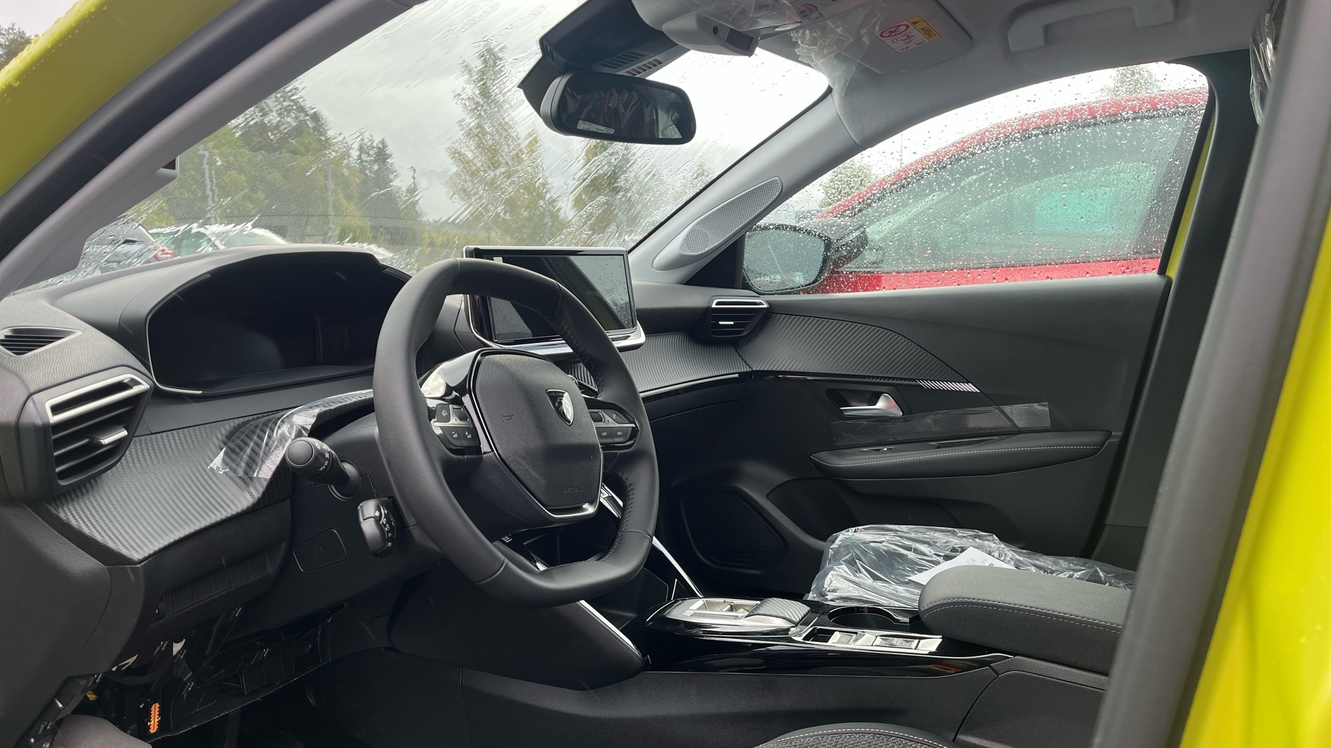 PEUGEOT 208 2