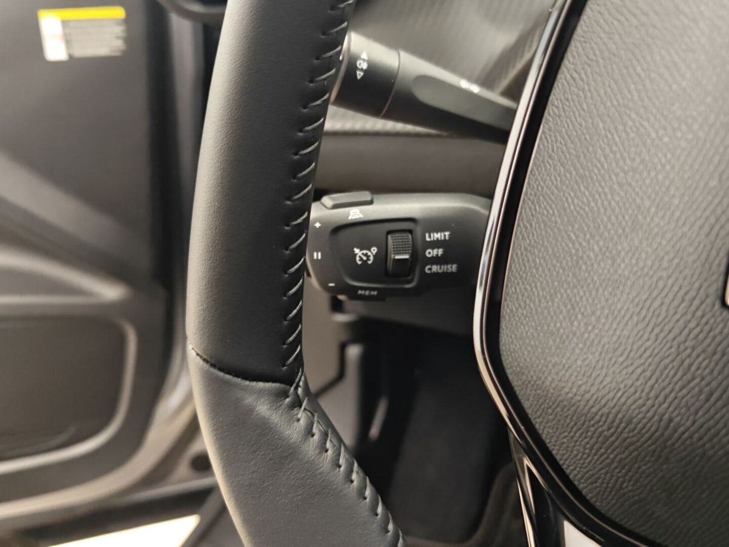 PEUGEOT 2008 2026