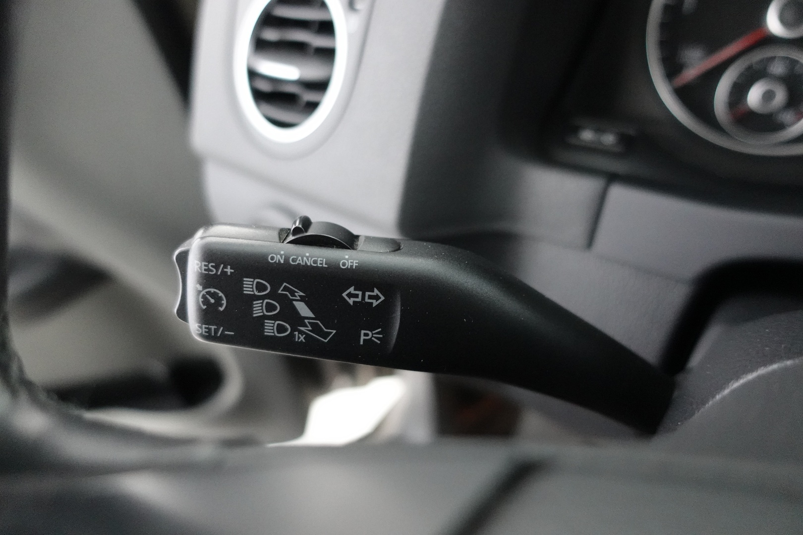 VOLKSWAGEN Golf Plus 2014