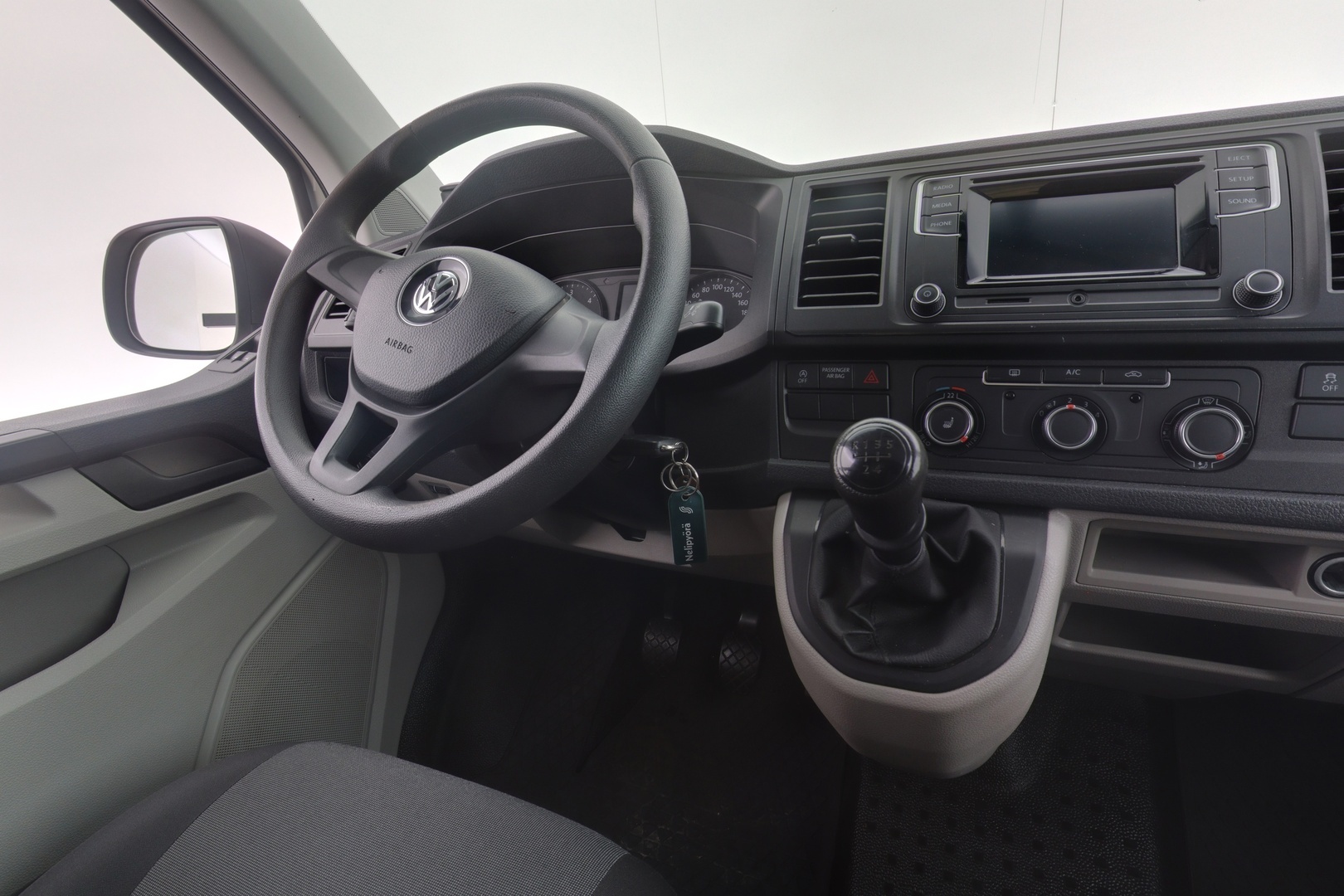 VOLKSWAGEN Transporter 2019