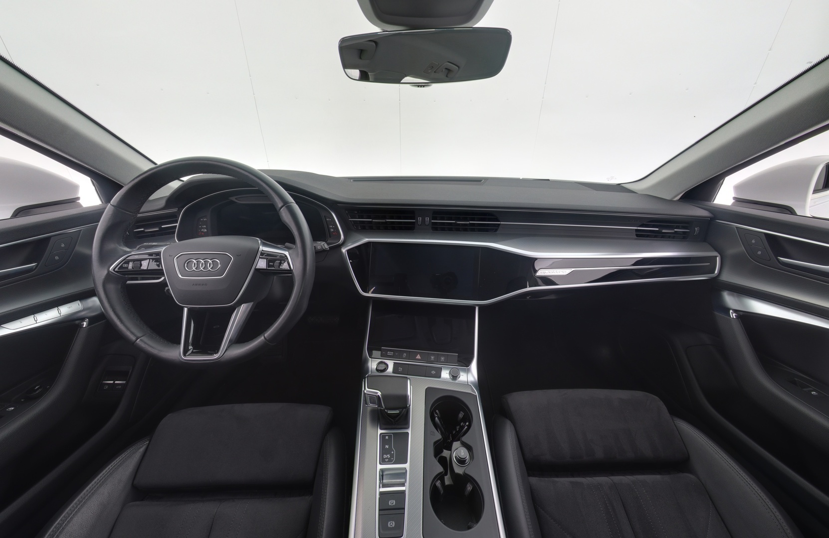 AUDI A6 2023