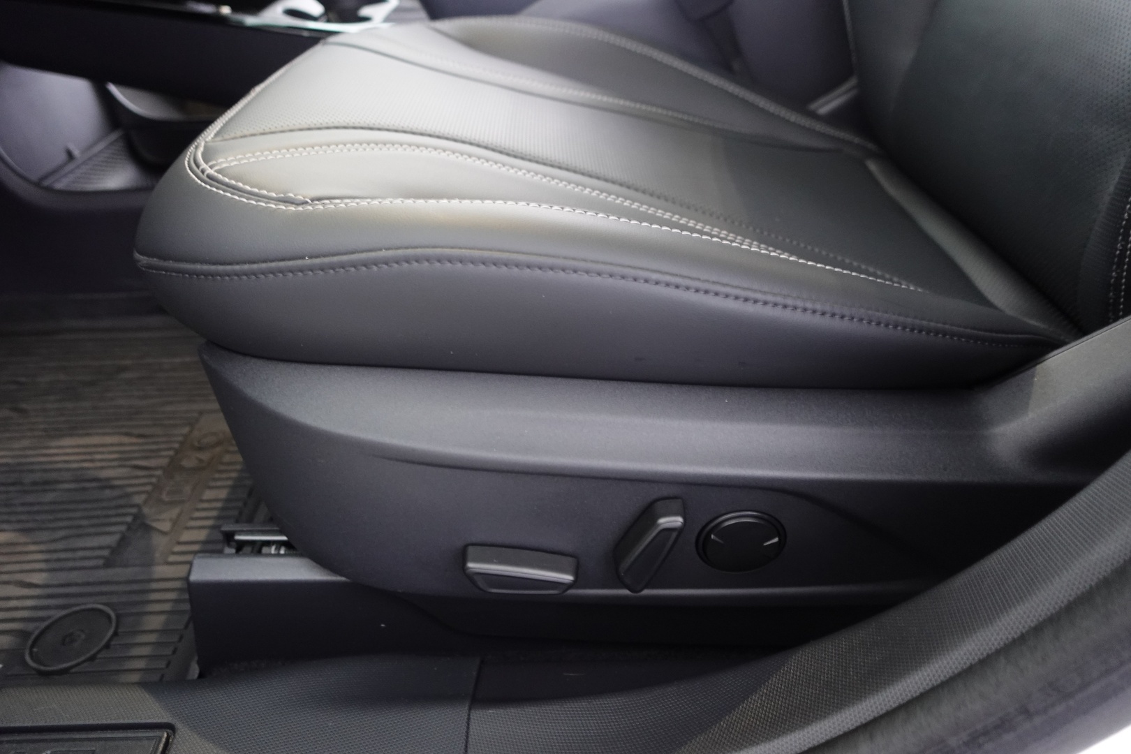 FORD Mustang Mach-E 2024