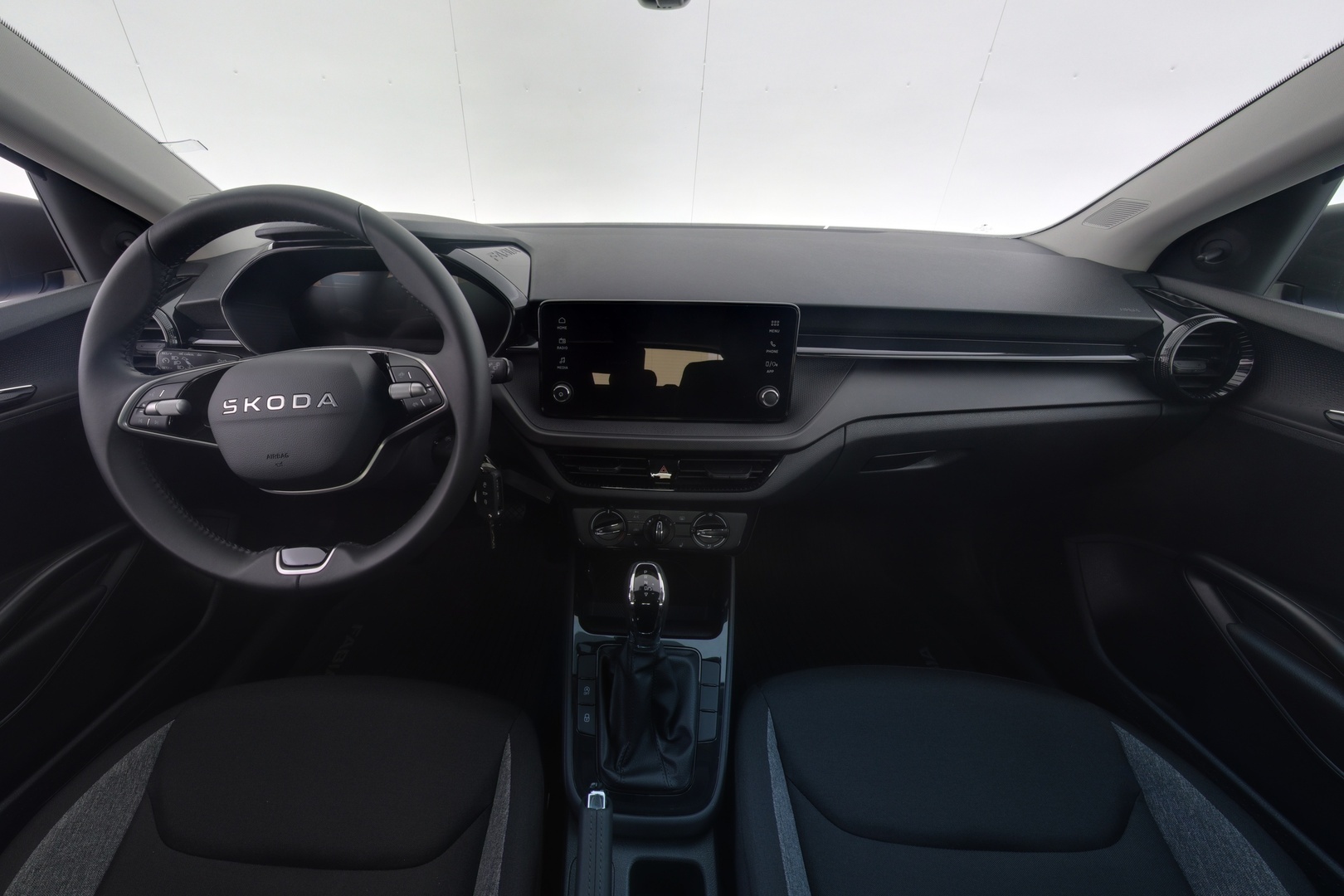 SKODA FABIA 2025