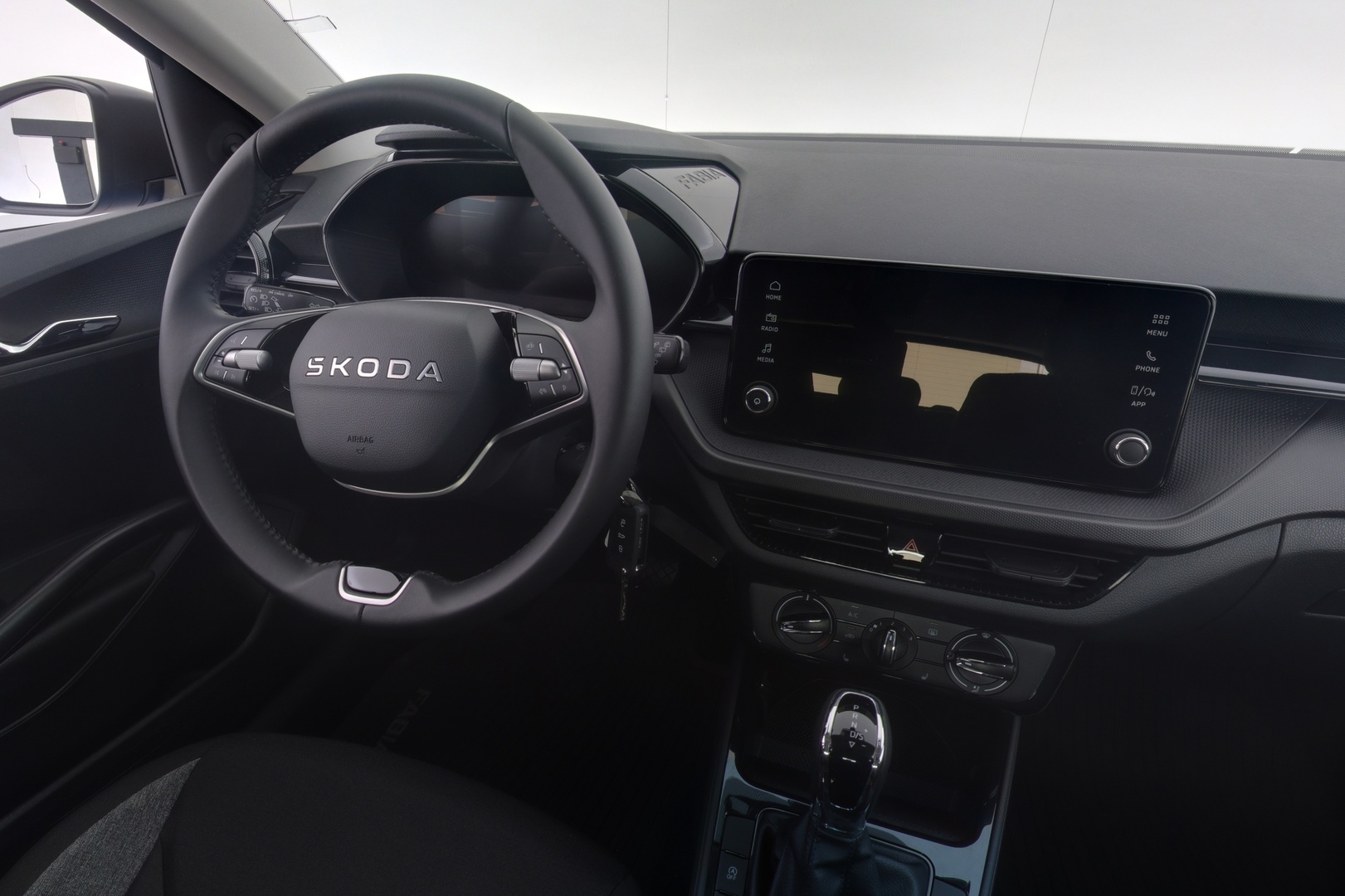 SKODA FABIA 2025