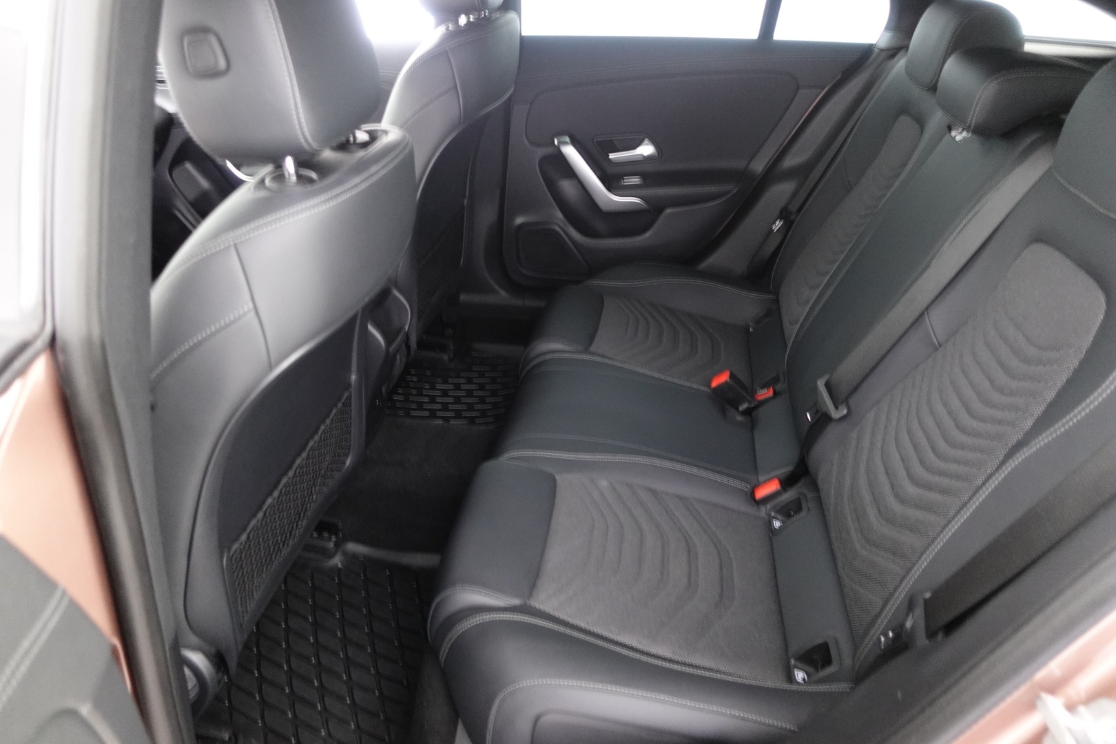 MERCEDES-BENZ CLA 2023