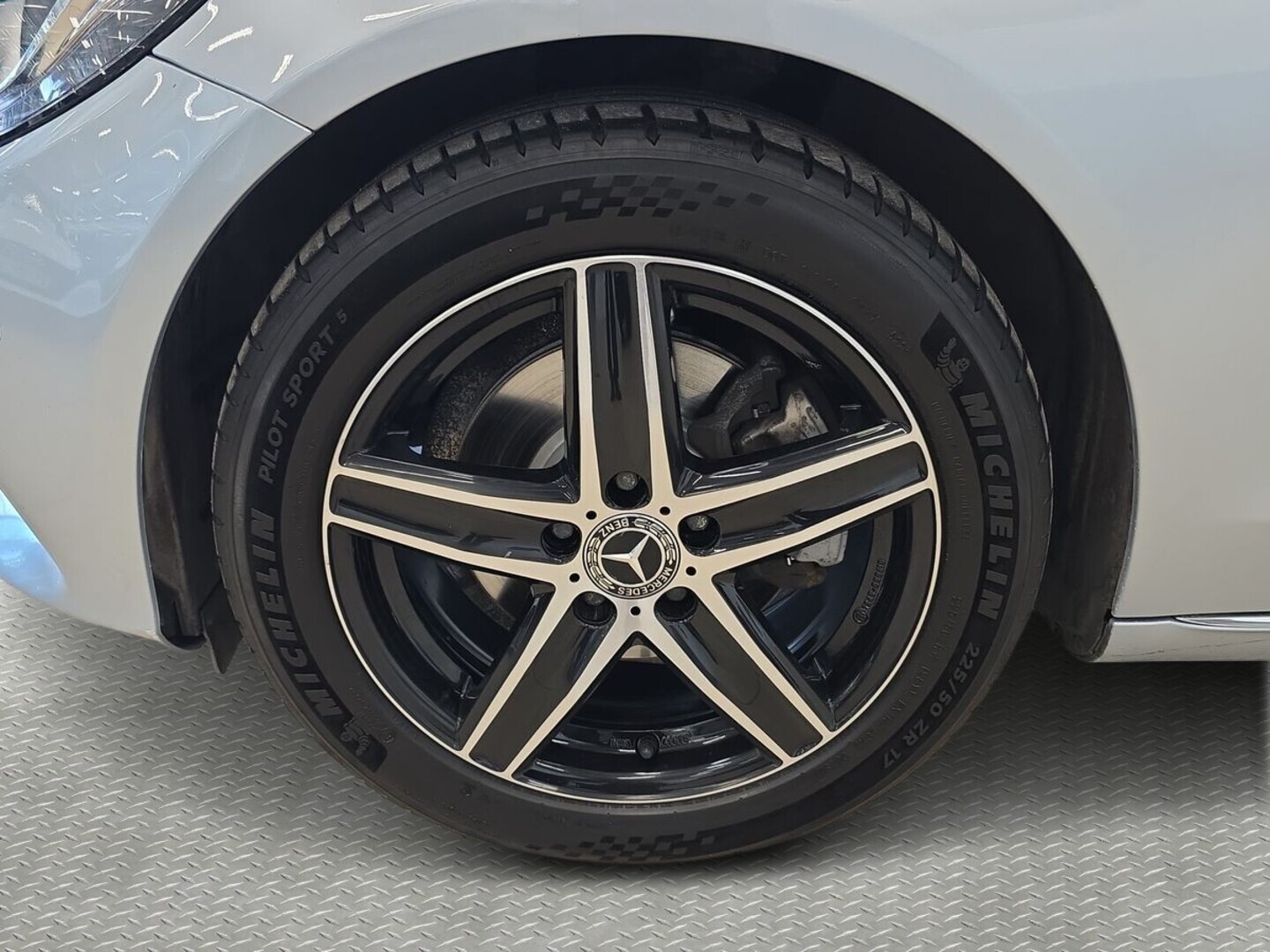 MERCEDES-BENZ C 2017