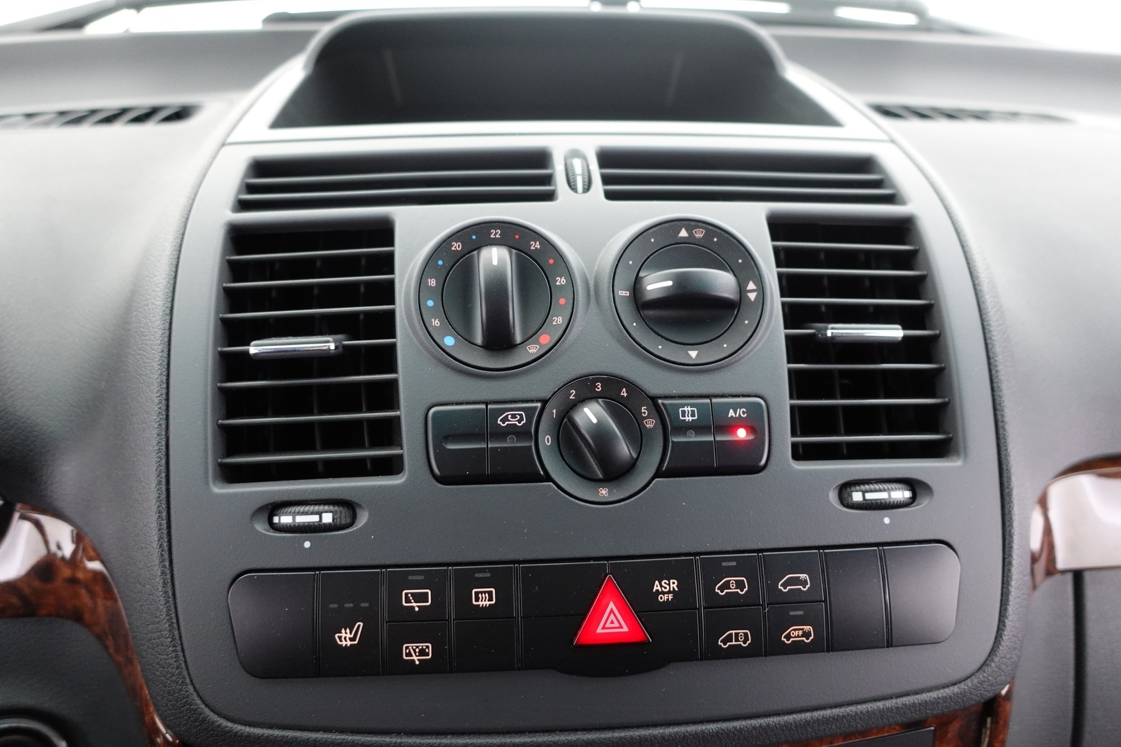 MERCEDES-BENZ Vito 2011