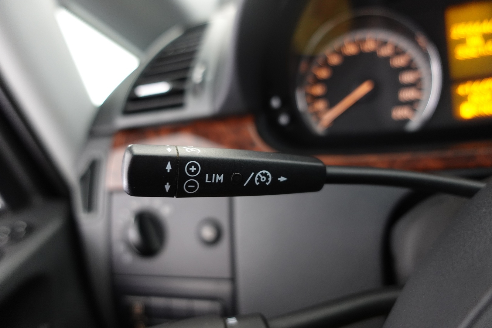 MERCEDES-BENZ Vito 2011