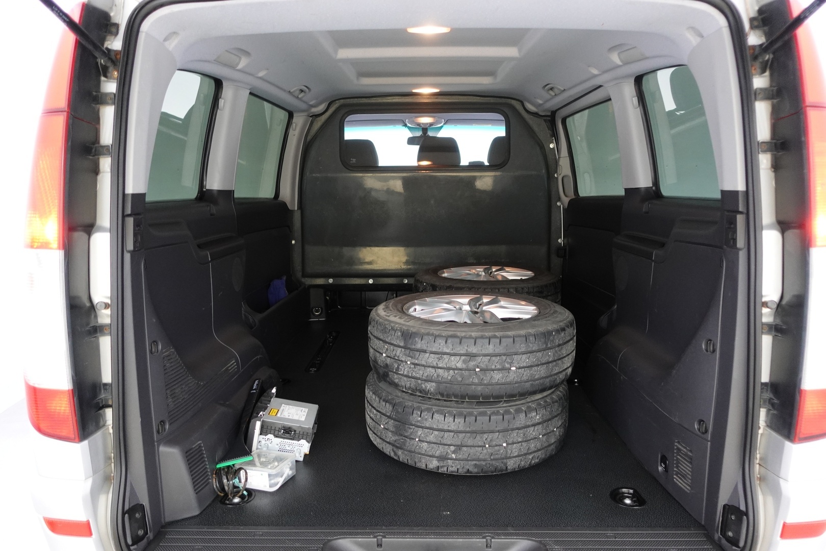 MERCEDES-BENZ Vito 2011