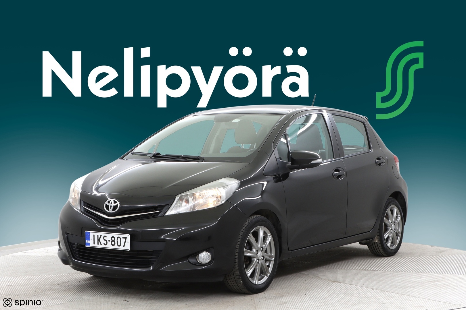 TOYOTA Yaris 2012