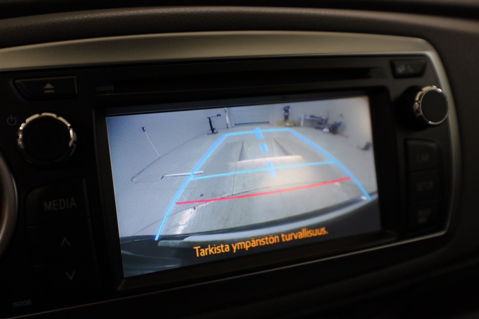 TOYOTA Yaris 2012