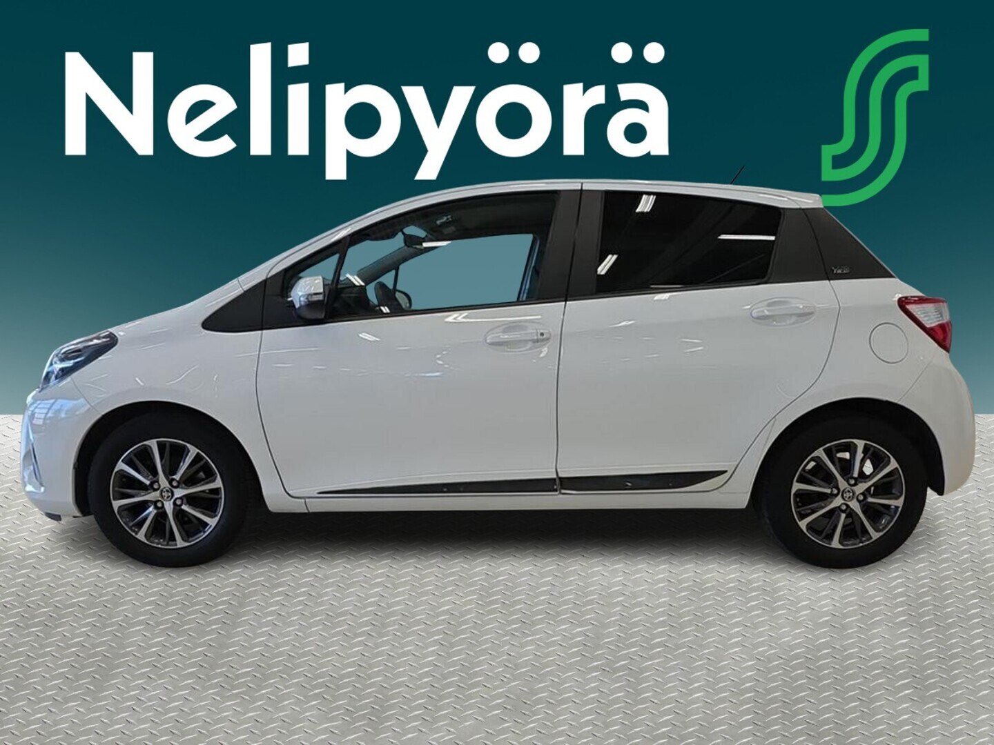 TOYOTA Yaris 2019