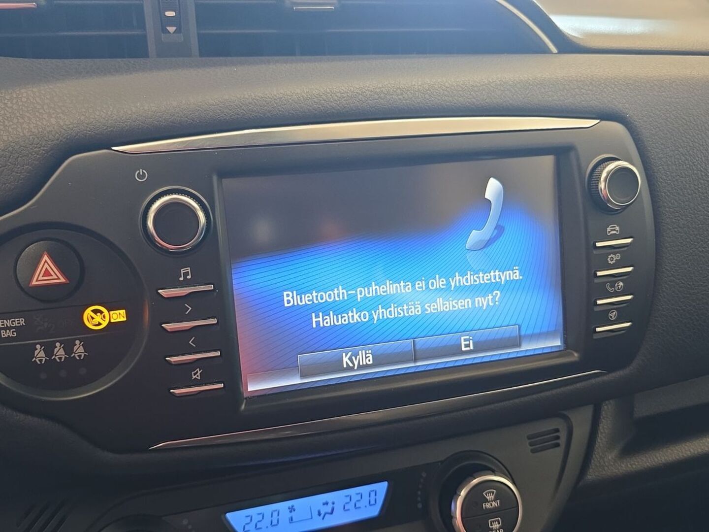 TOYOTA Yaris 2019