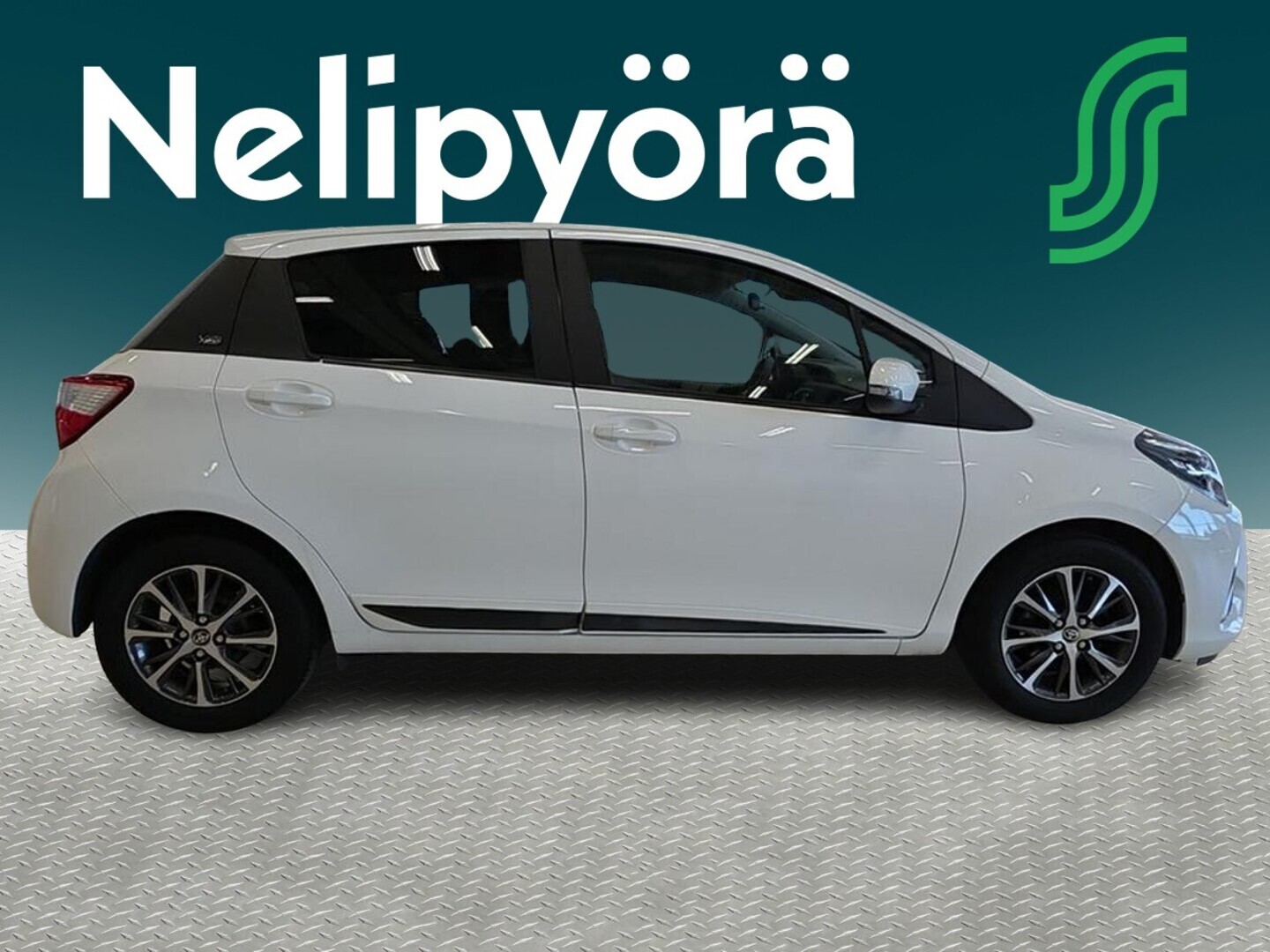 TOYOTA Yaris 2019