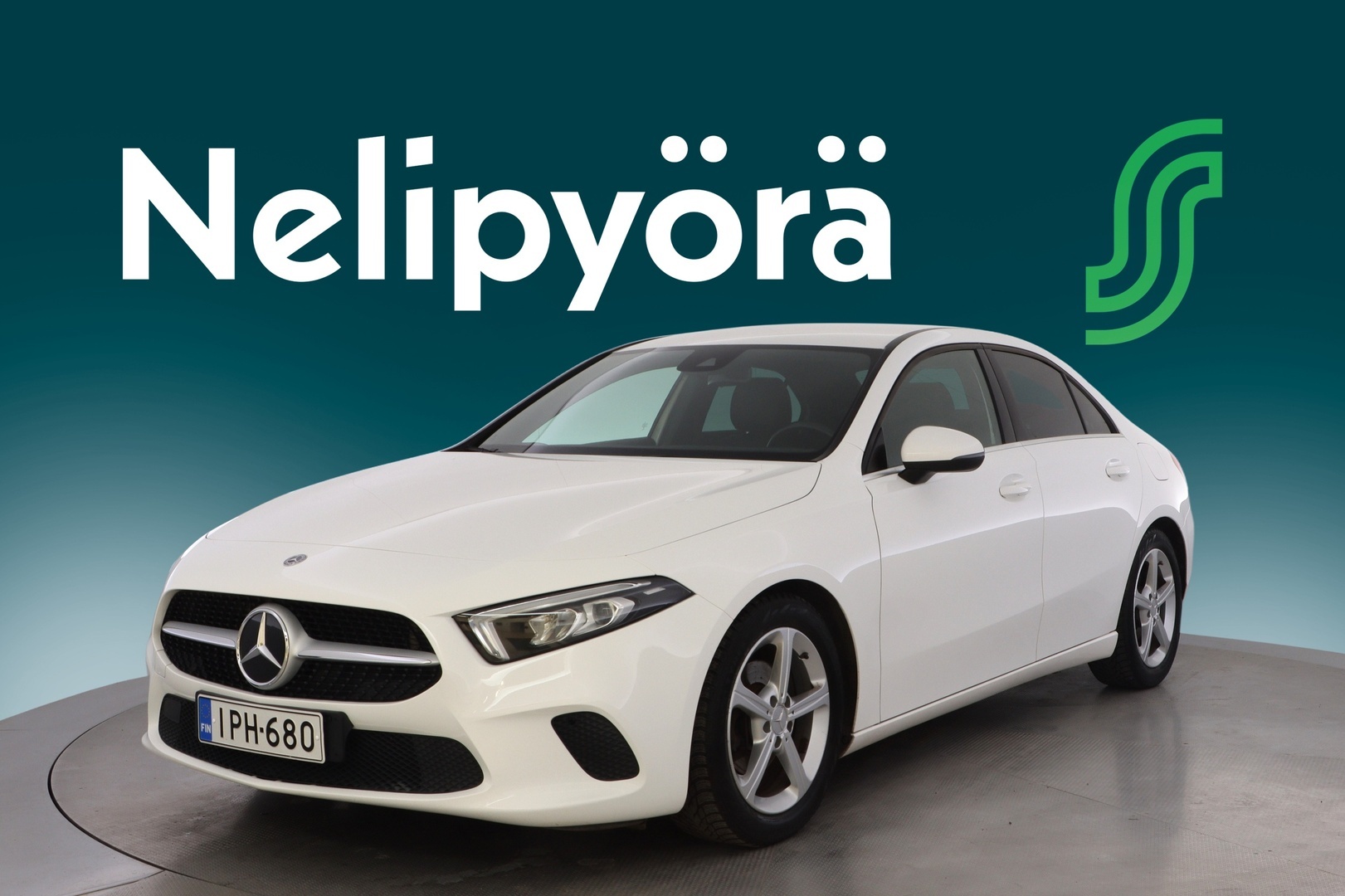 MERCEDES-BENZ A 2019