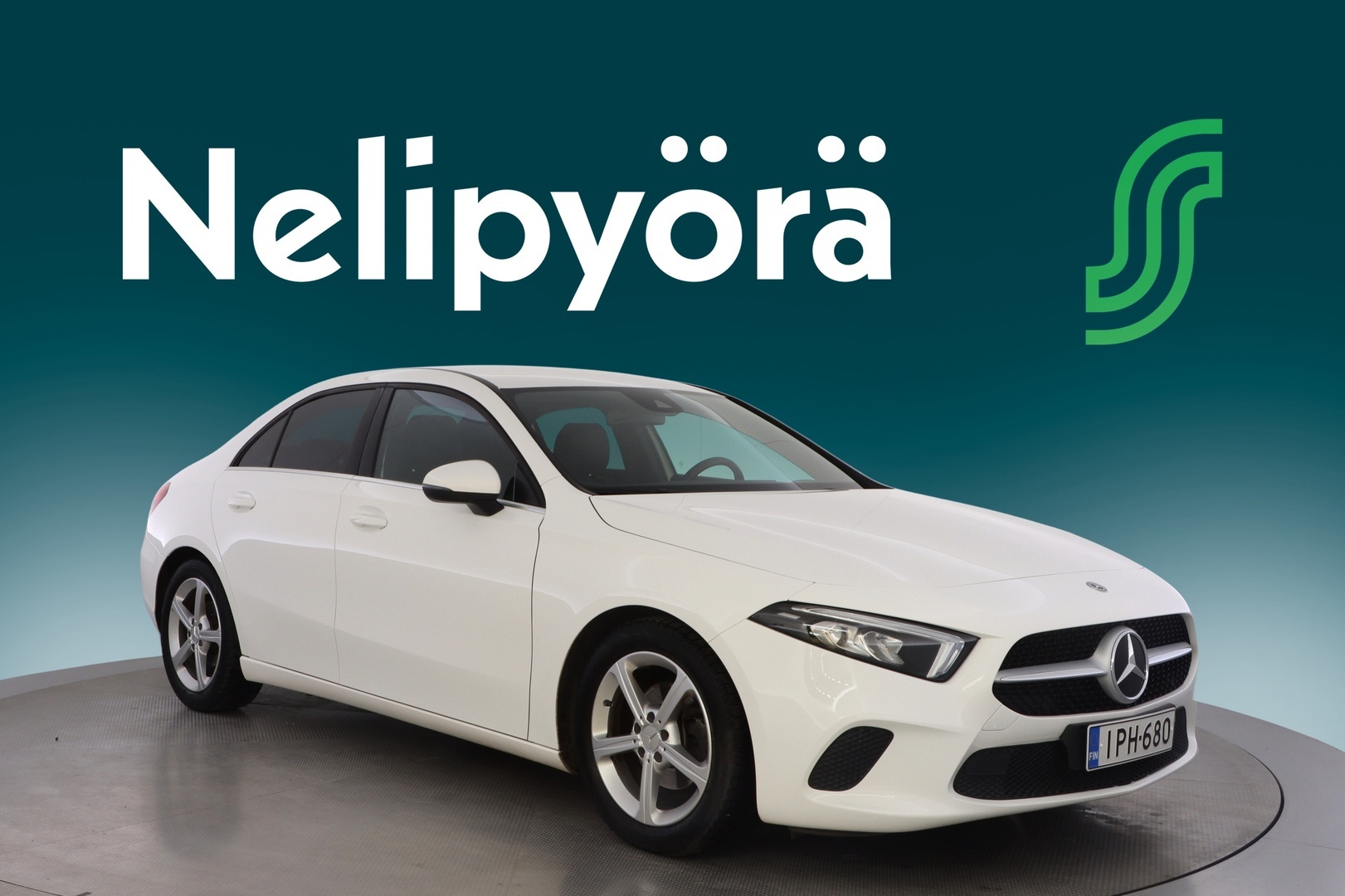 MERCEDES-BENZ A 2019