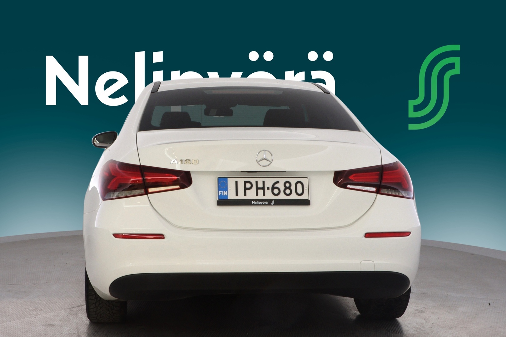 MERCEDES-BENZ A 2019