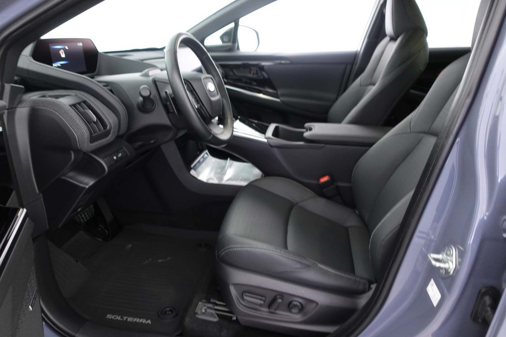 SUBARU Solterra 2022