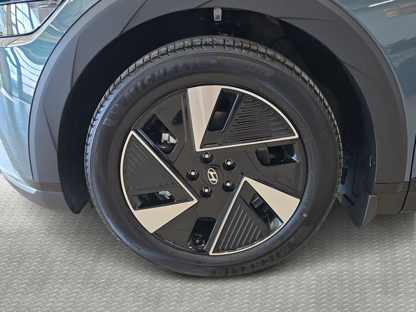 HYUNDAI IONIQ 5 9
