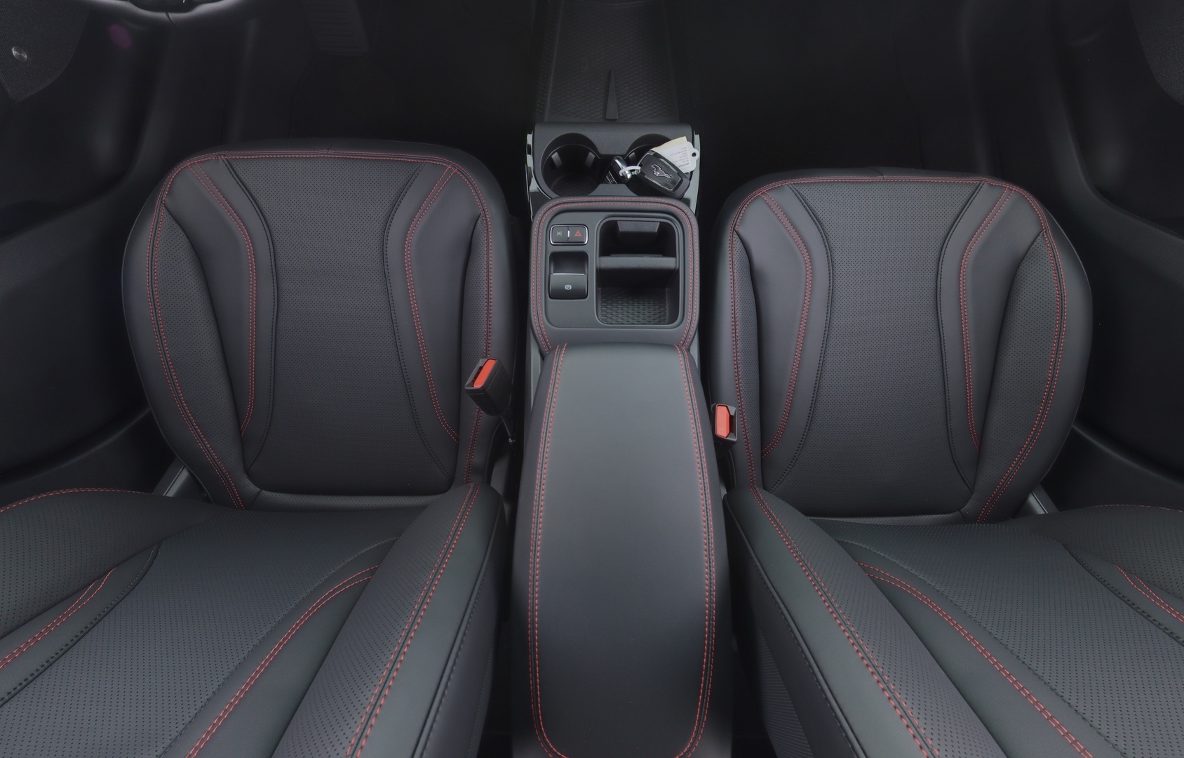 FORD Mustang Mach-E 2025