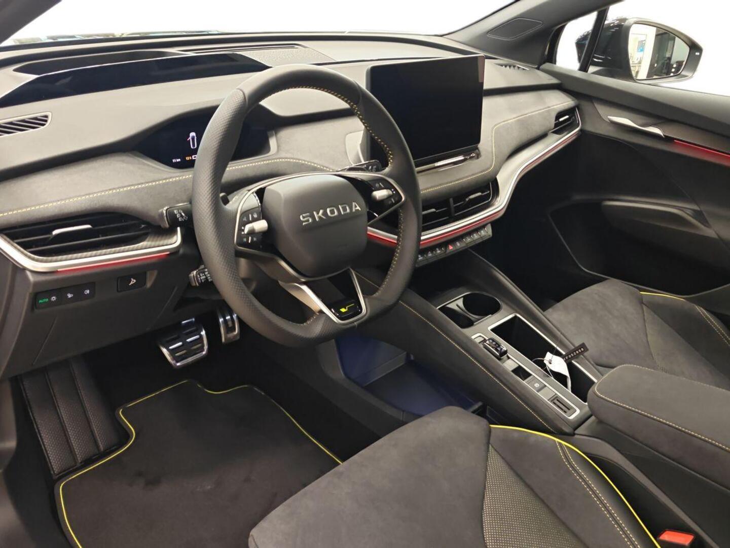 SKODA Enyaq 10