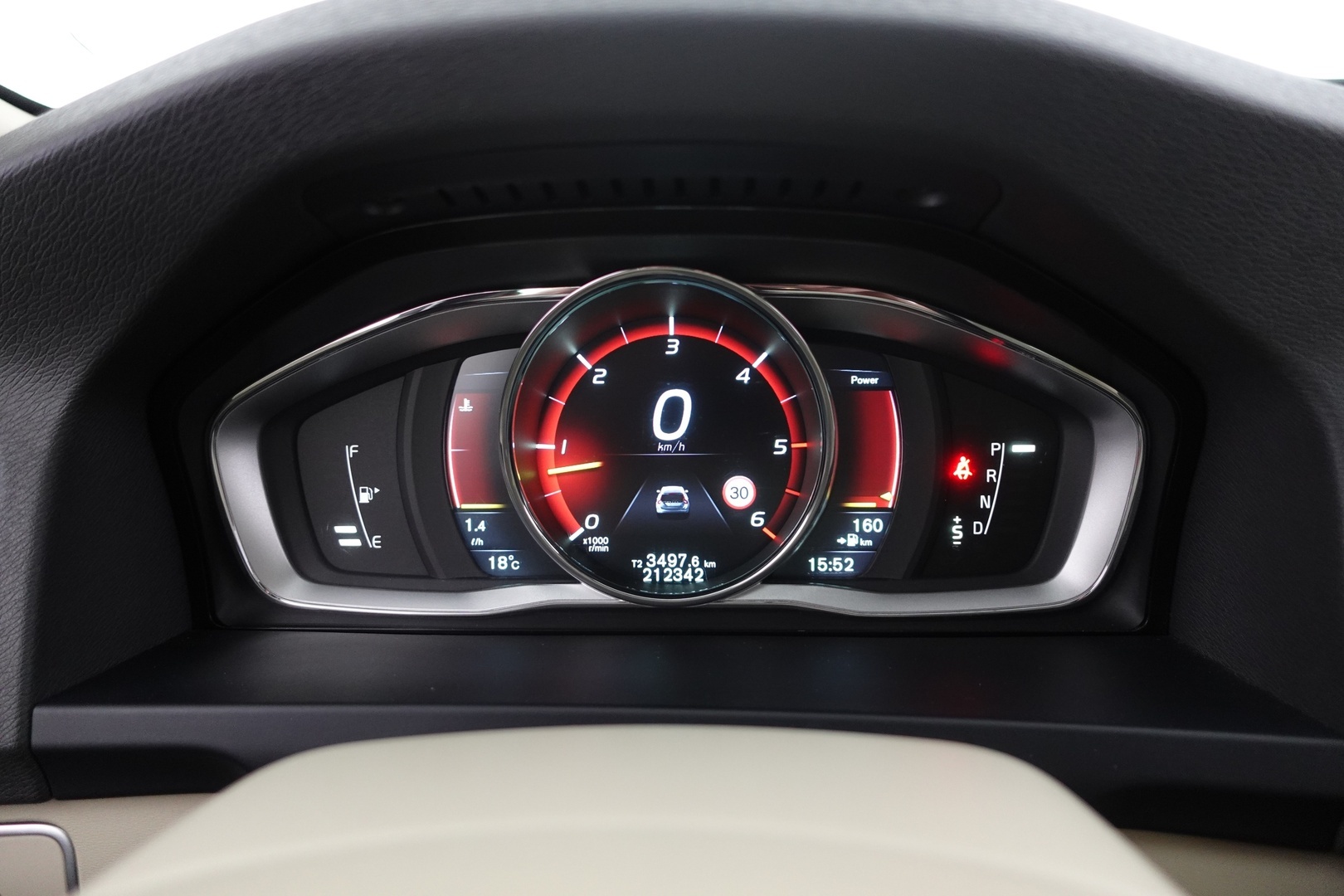 VOLVO V60 Cross Country 2016