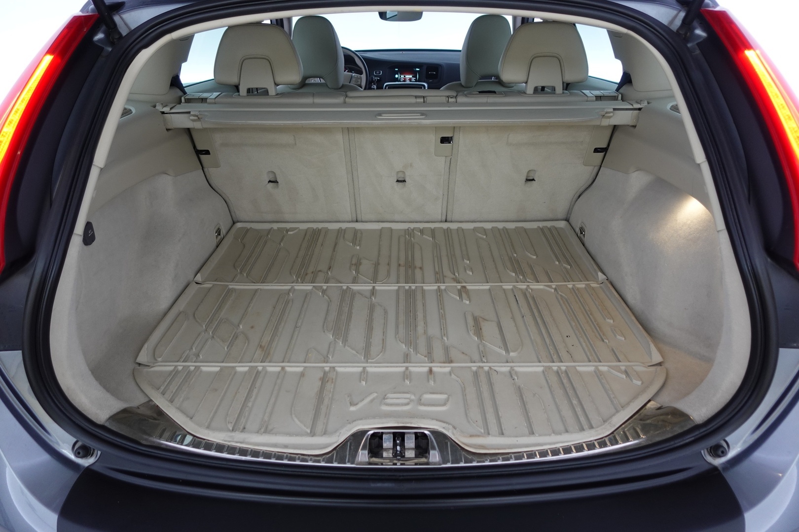 VOLVO V60 Cross Country 2016