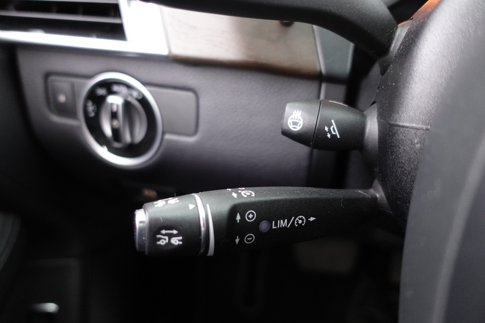 MERCEDES-BENZ GLE 2016