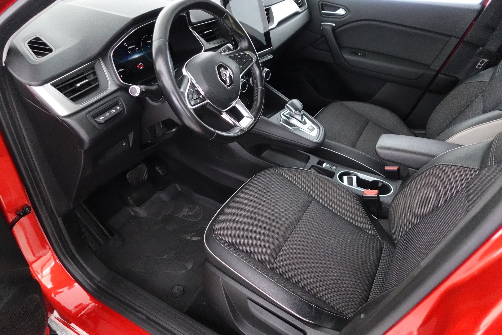RENAULT Captur 2021
