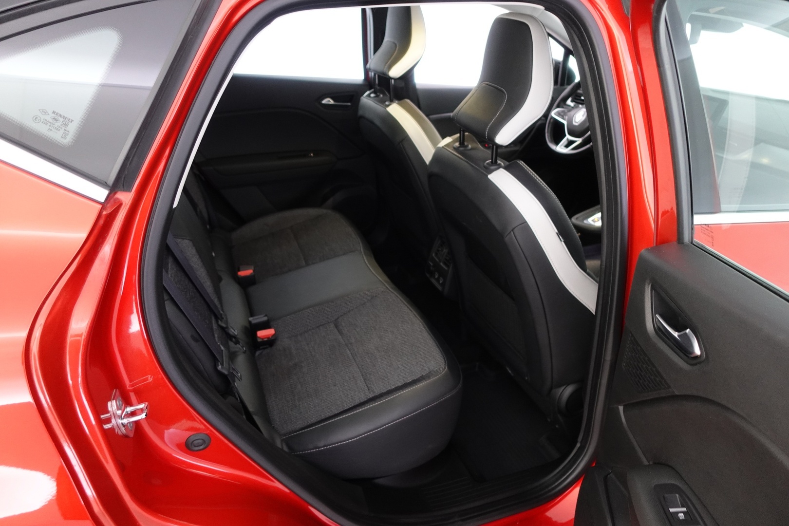 RENAULT Captur 2021