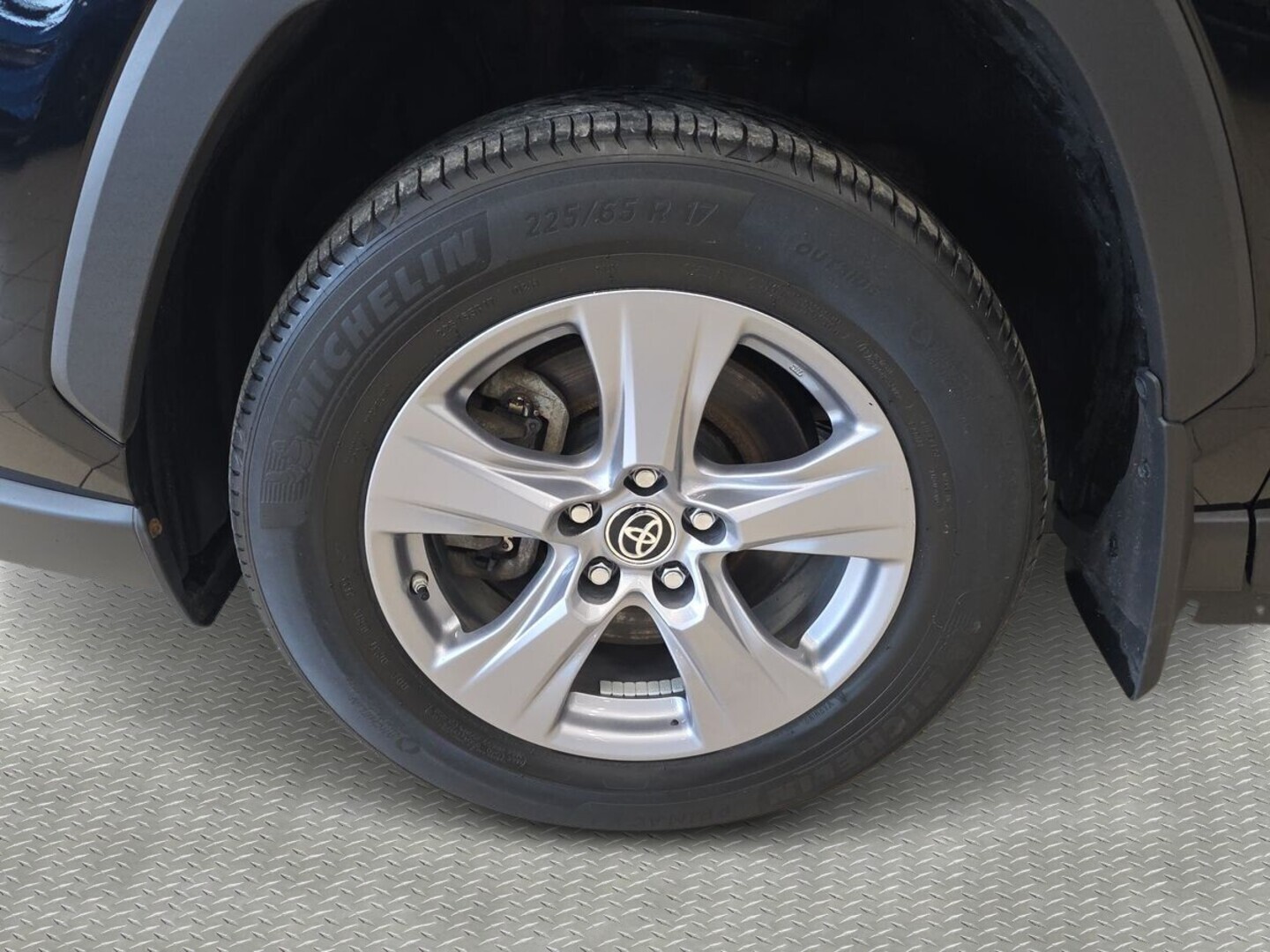 TOYOTA RAV4 13