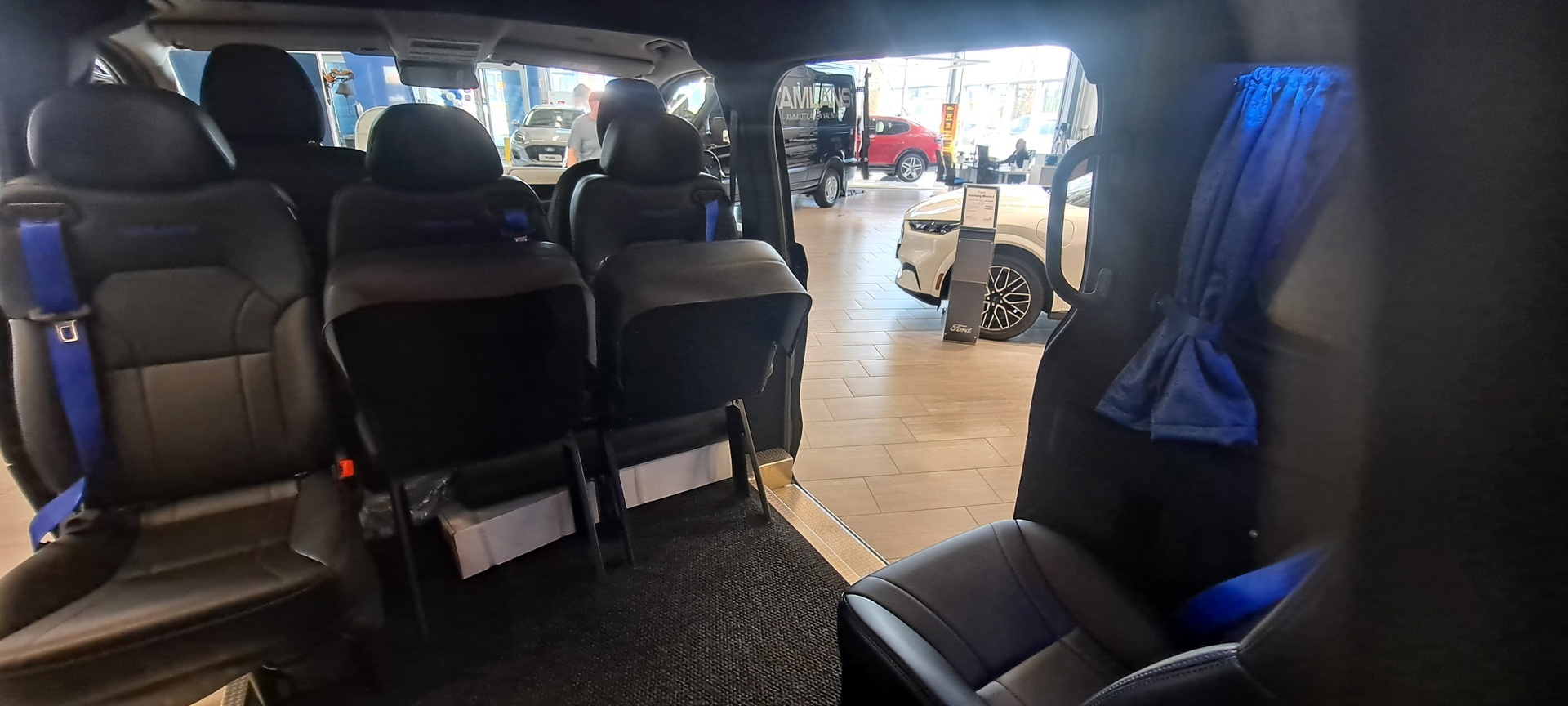 FORD TRANSIT CUSTOM 7