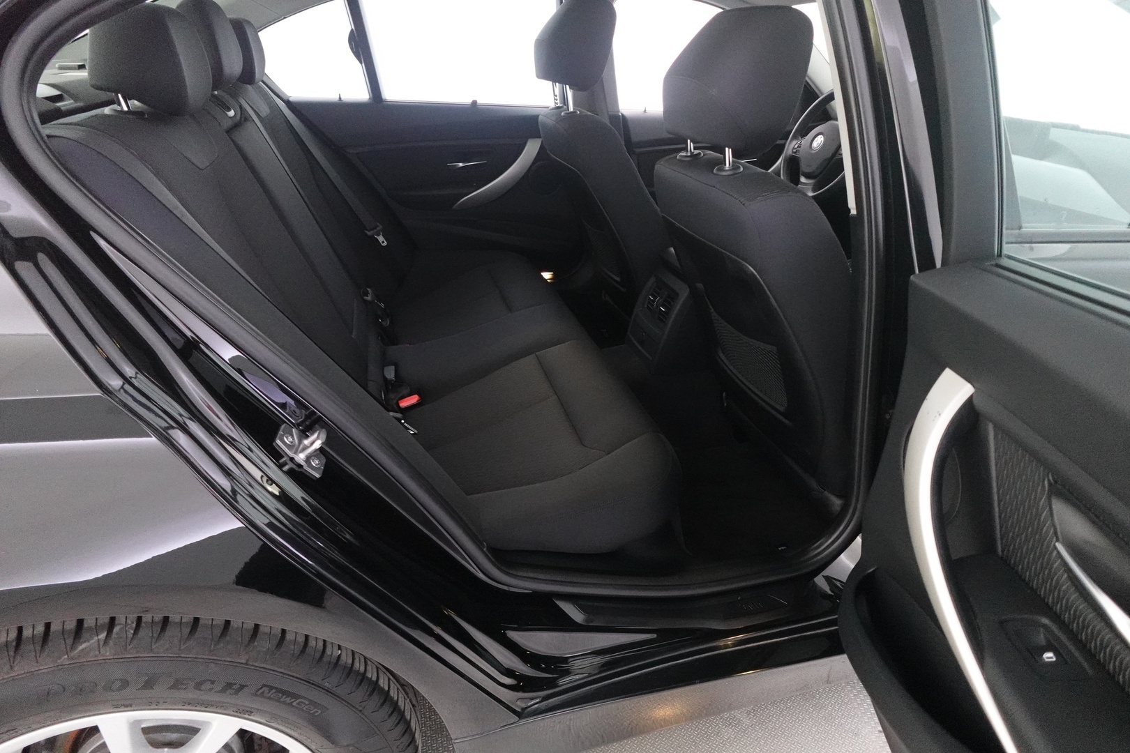 BMW 320 2014