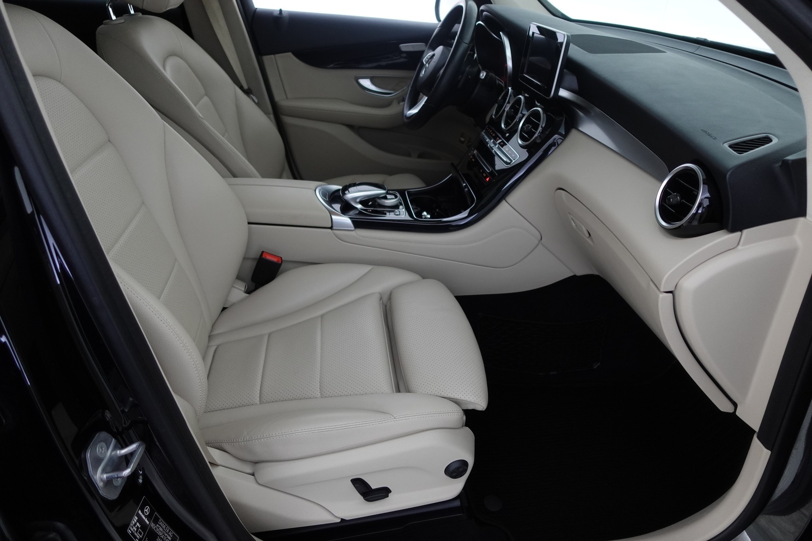 MERCEDES-BENZ GLC 2018