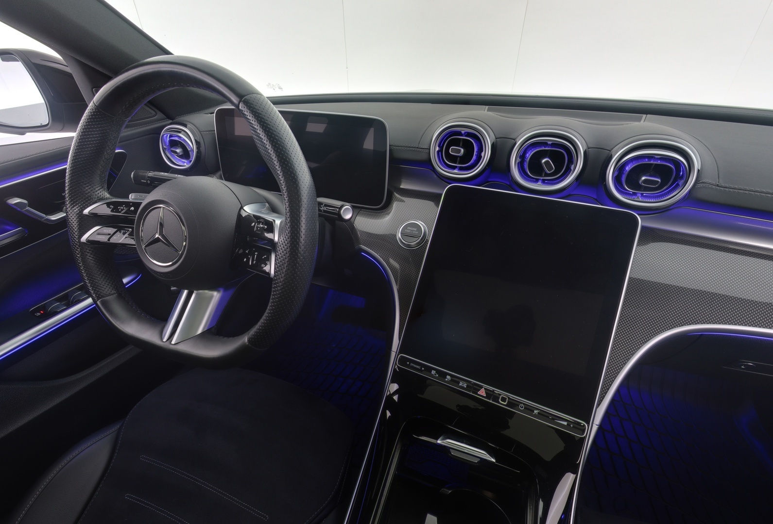 MERCEDES-BENZ C 2023