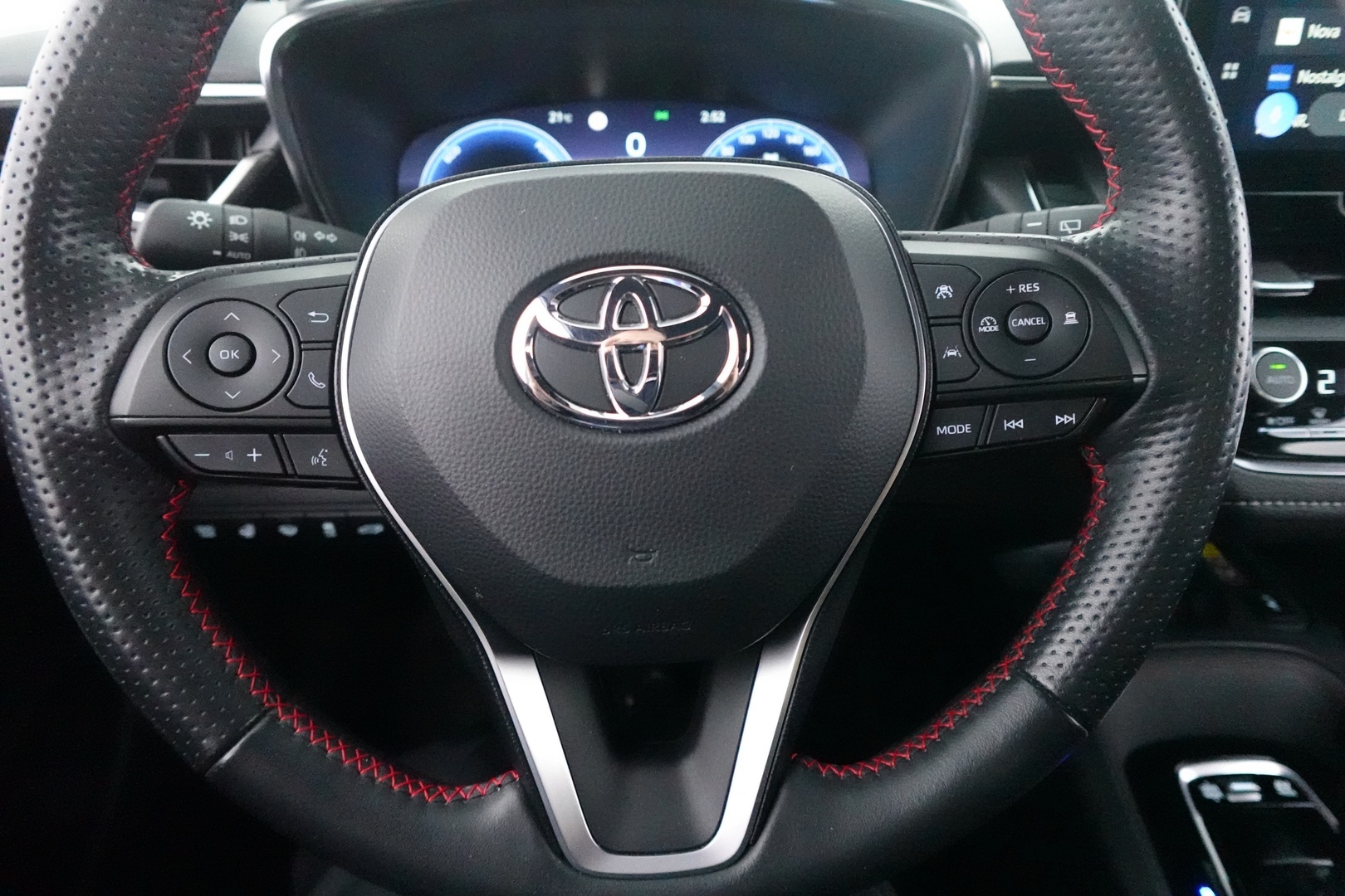 TOYOTA Corolla 2023
