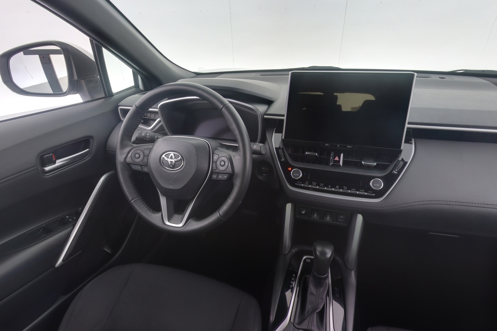 TOYOTA Corolla Cross 2024