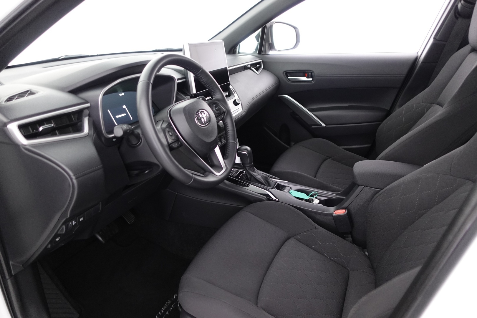 TOYOTA Corolla Cross 2024